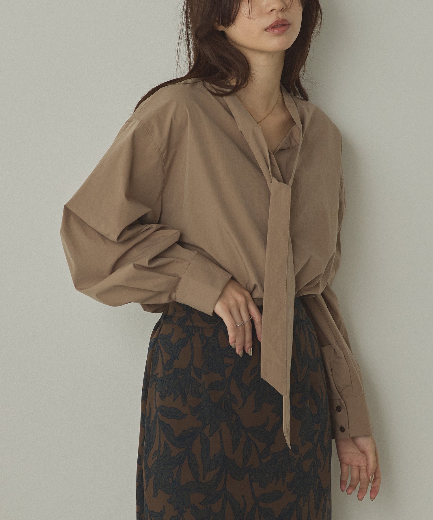 2WAY BOWTIE BLOUSE