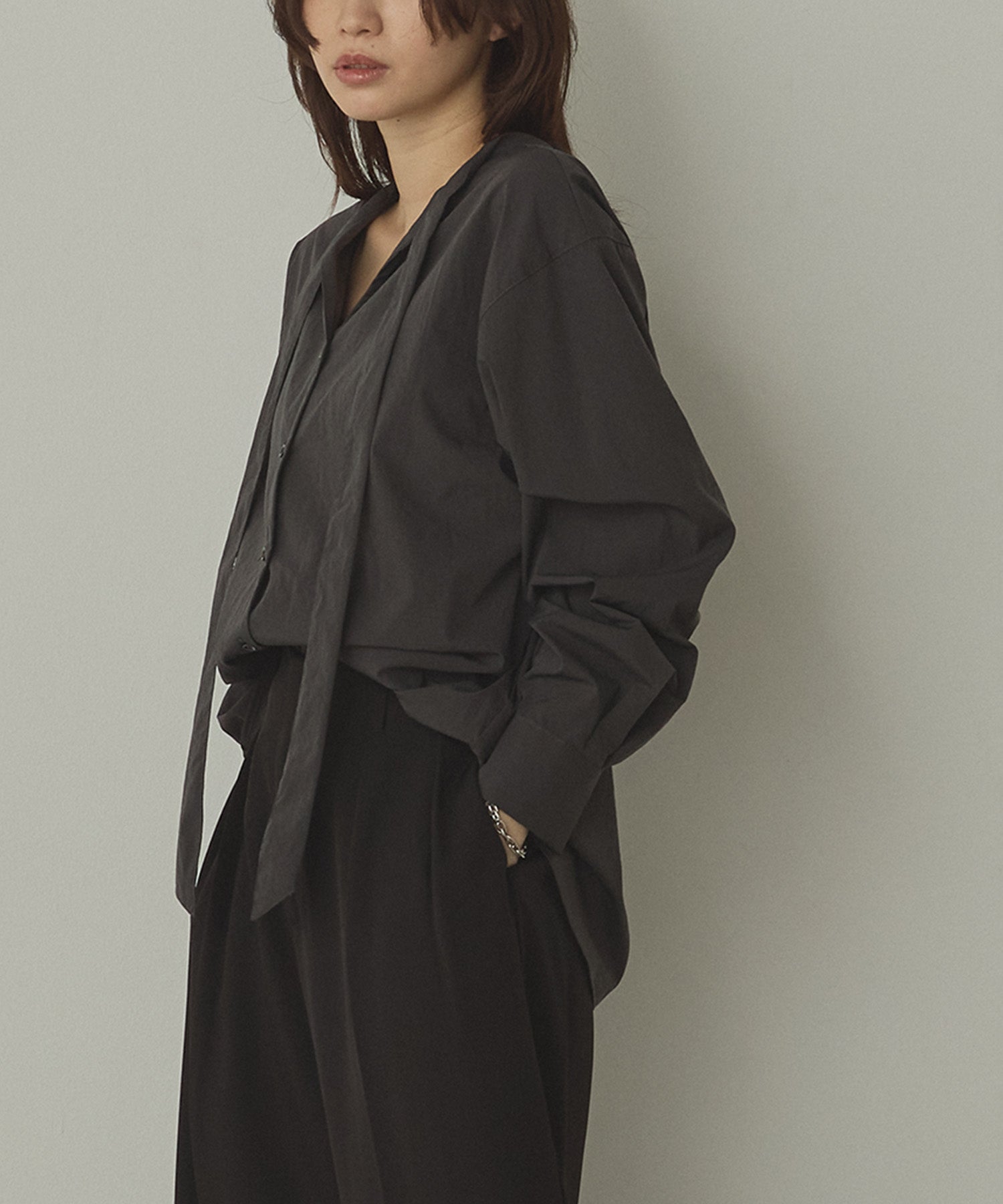 2WAY BOWTIE BLOUSE