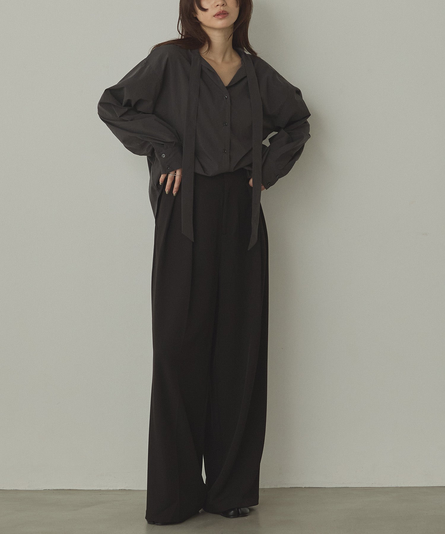 2WAY BOWTIE BLOUSE