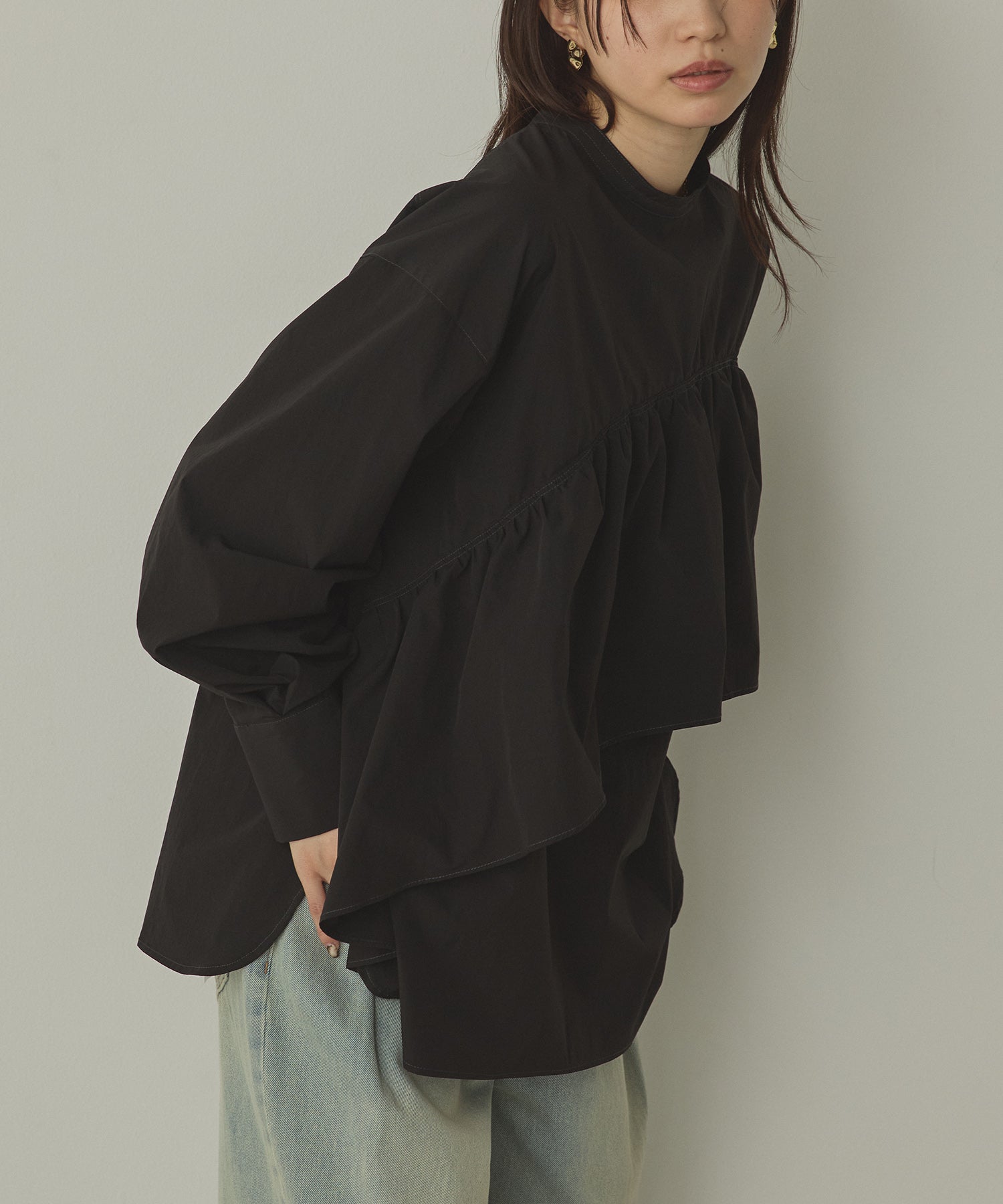 ポリエステルブロード 前後2WAYフリルシャツ