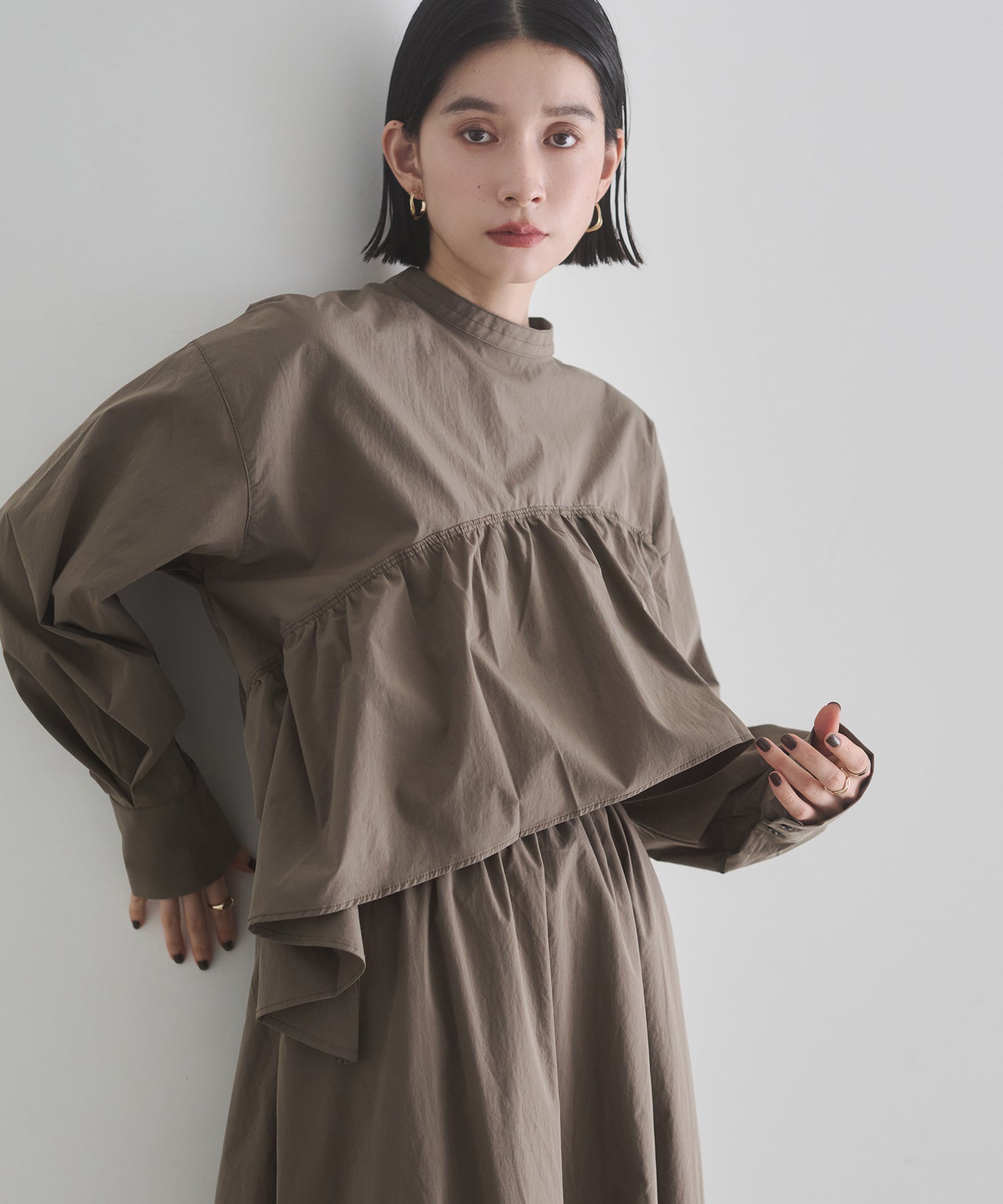 ポリエステルブロード 前後2WAYフリルシャツ