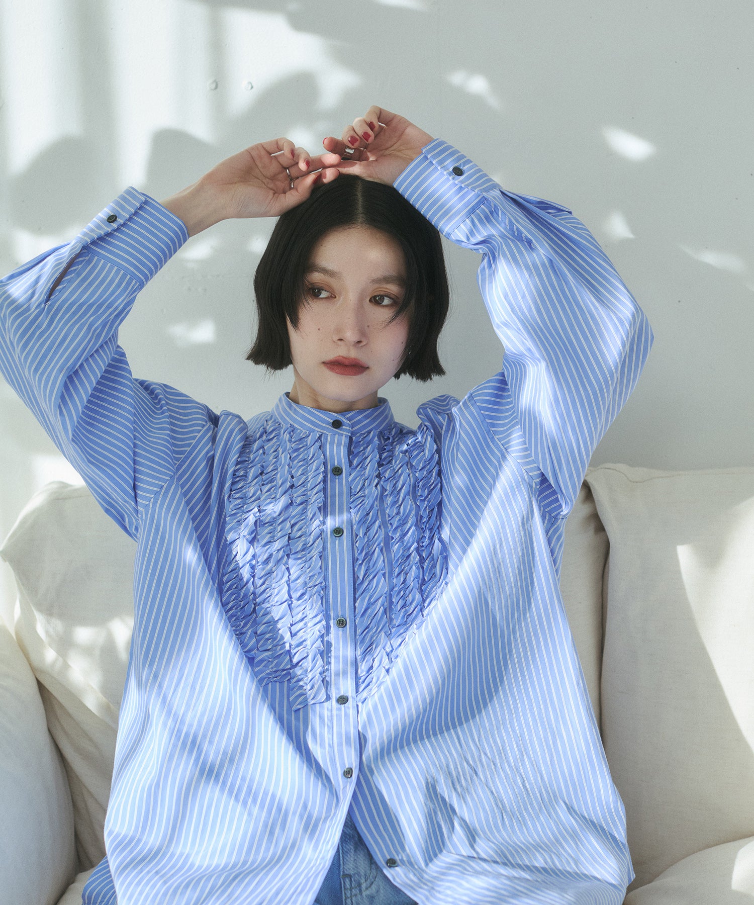 SLAB DENIM FRILL SHIRT