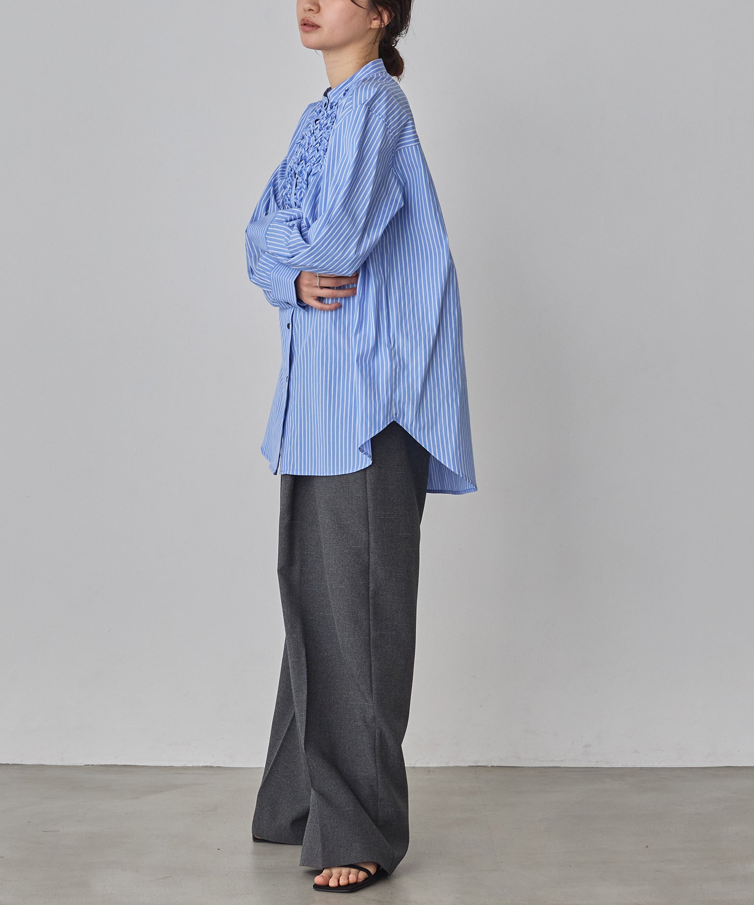 スラブ/デニム ストライプフリルシャツ