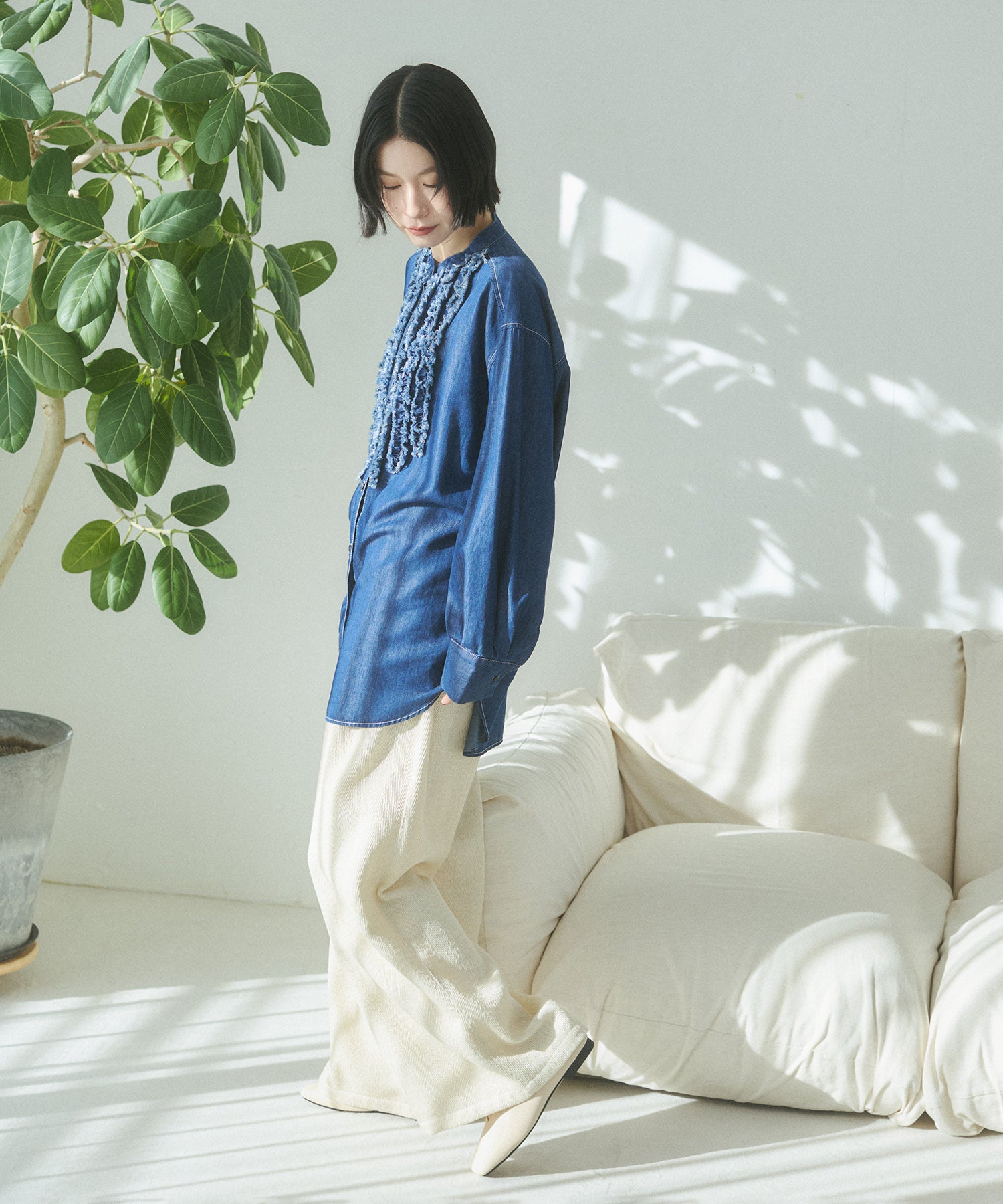 スラブ/デニム ストライプフリルシャツ