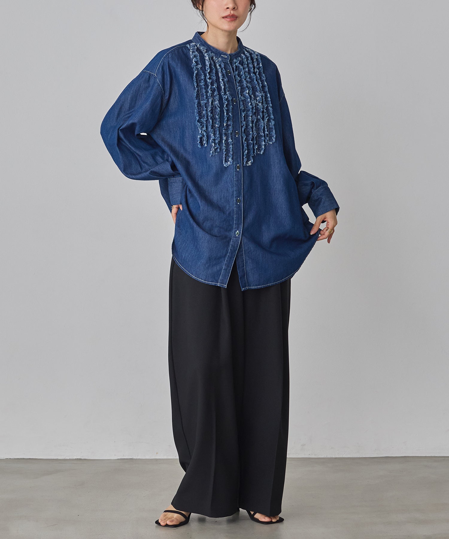 スラブ/デニム ストライプフリルシャツ