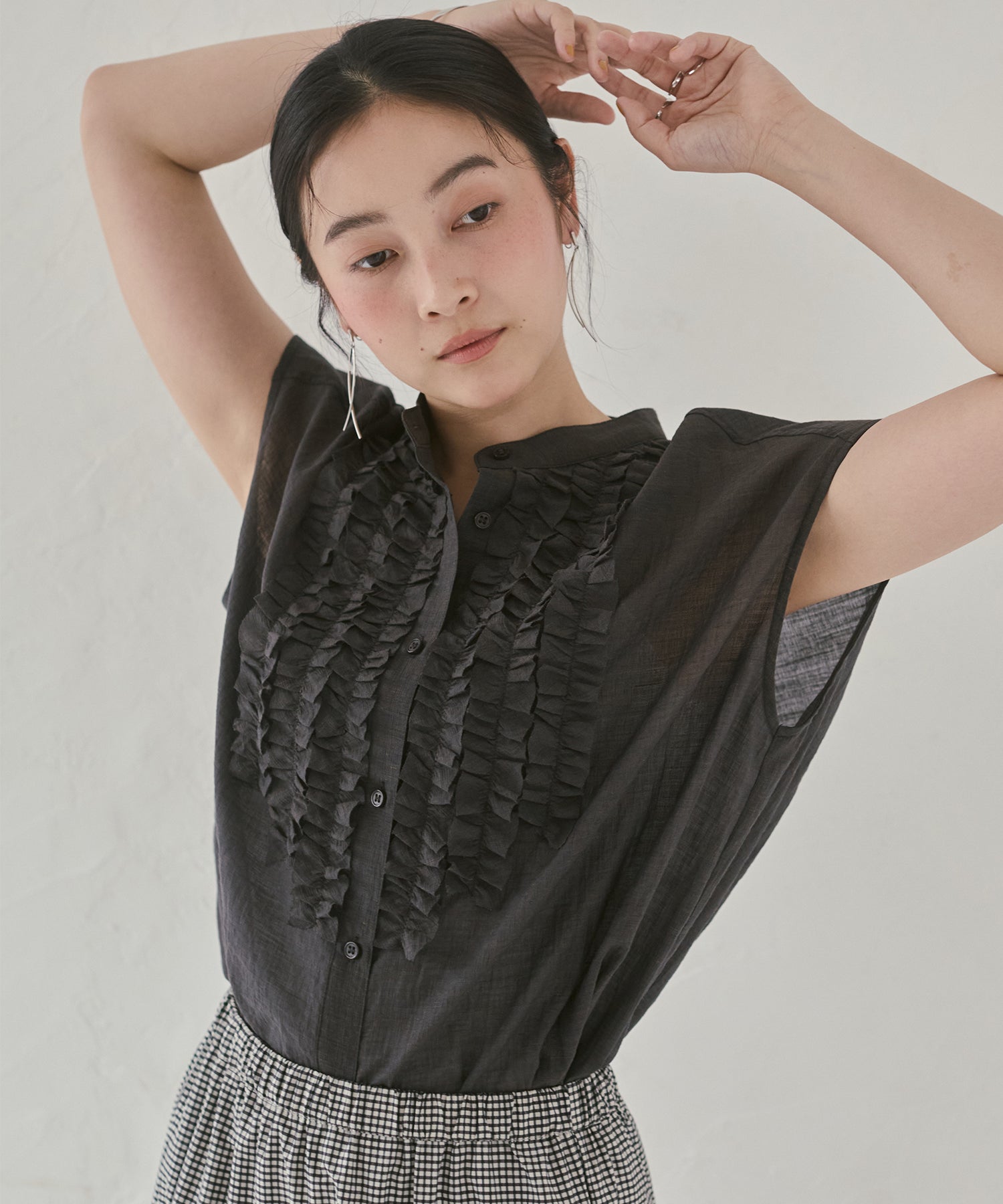 model : H162 着用サイズ : FREE