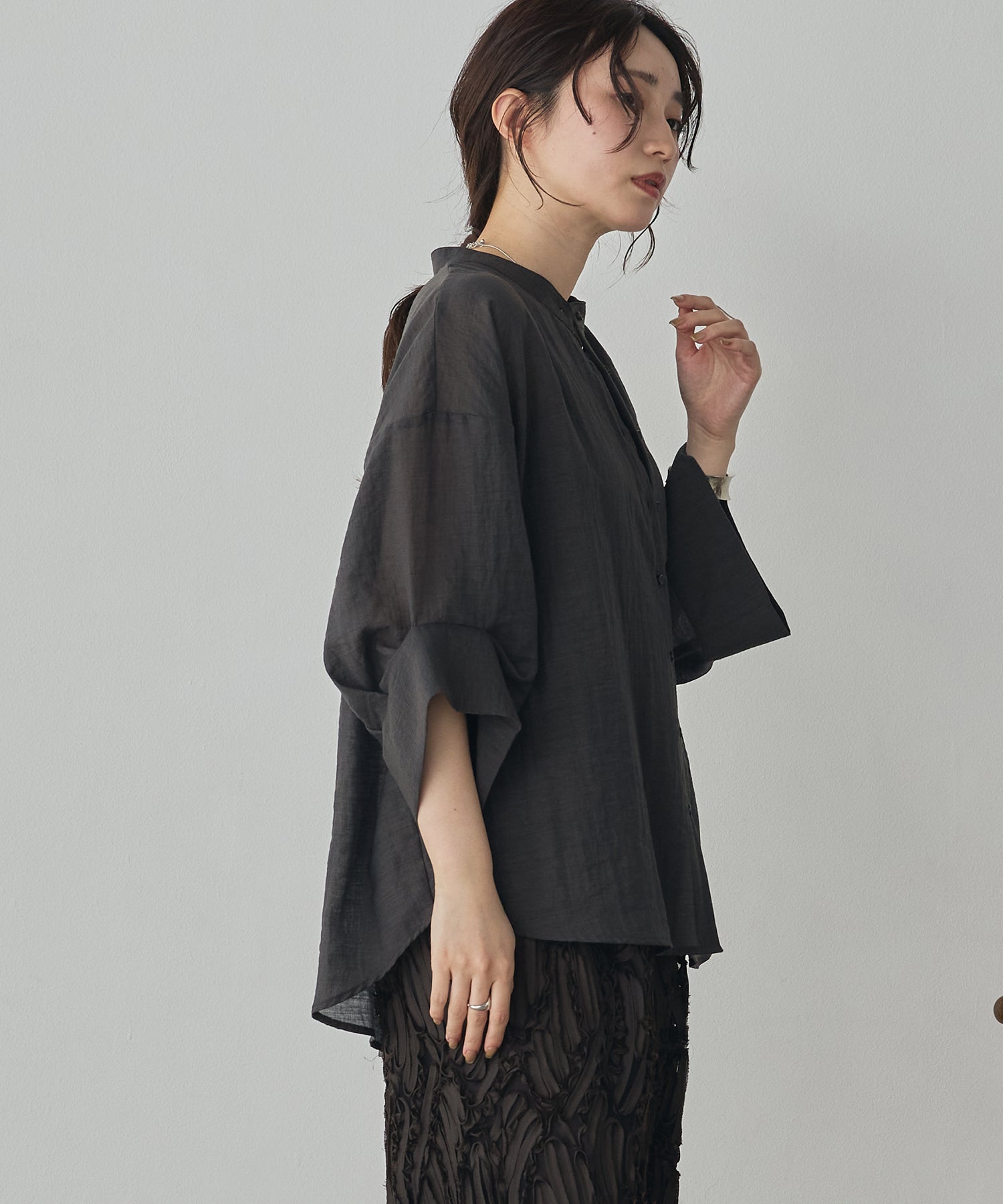 HIGH-TWIST SLUB DOLMAN SHIRT