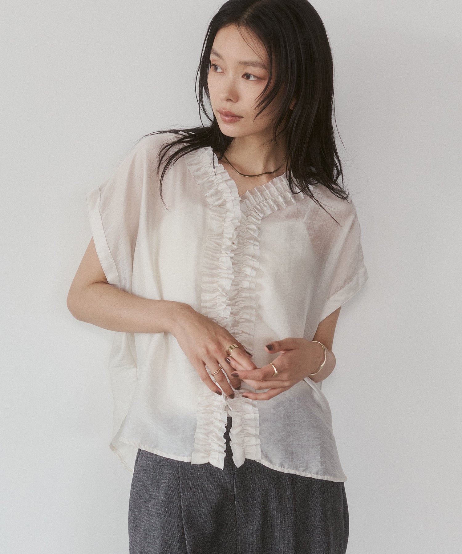 SOLID-COLOR / YARN-DYED CHECKERED FRILL SHIRT