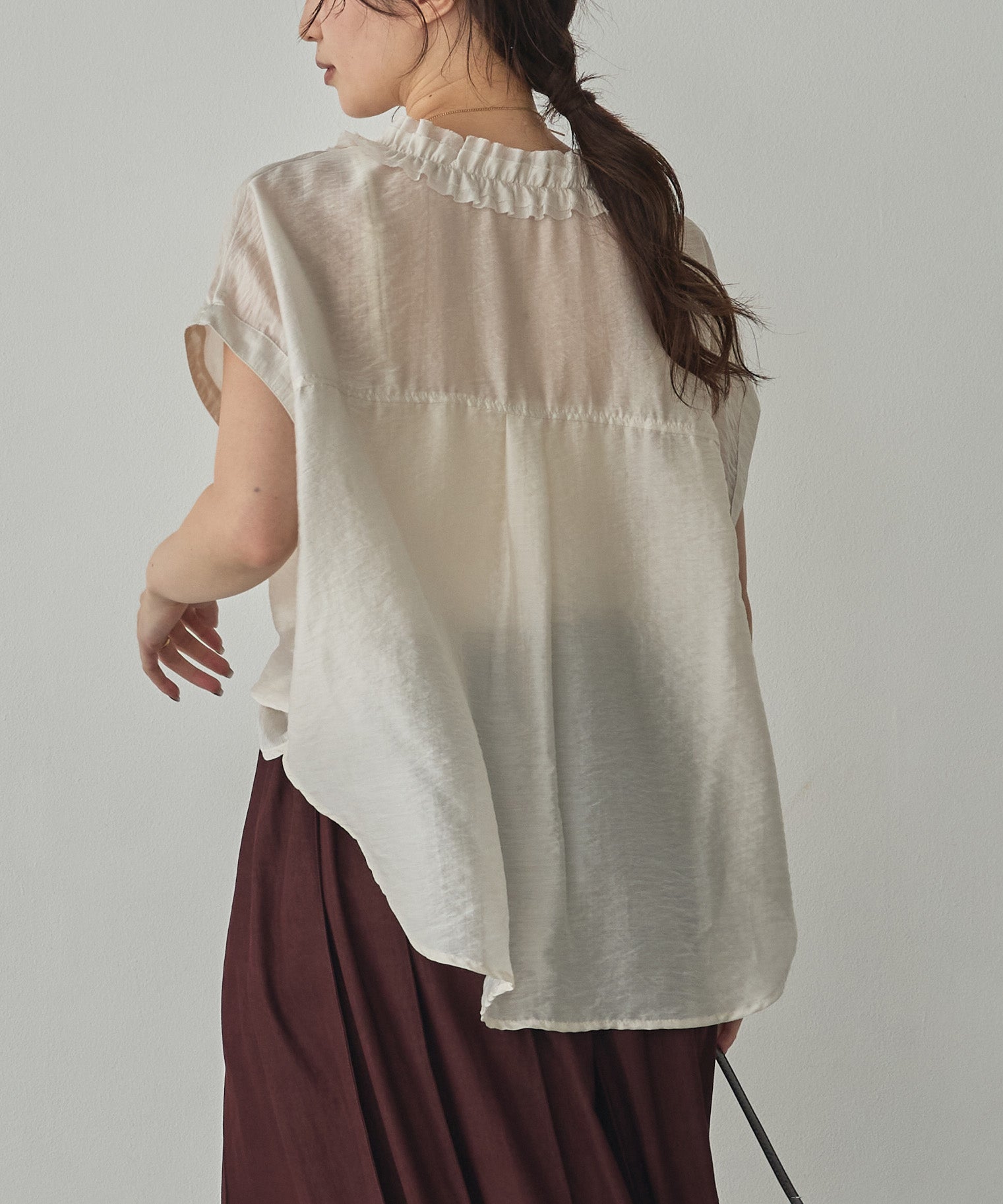 SOLID-COLOR / YARN-DYED CHECKERED FRILL SHIRT