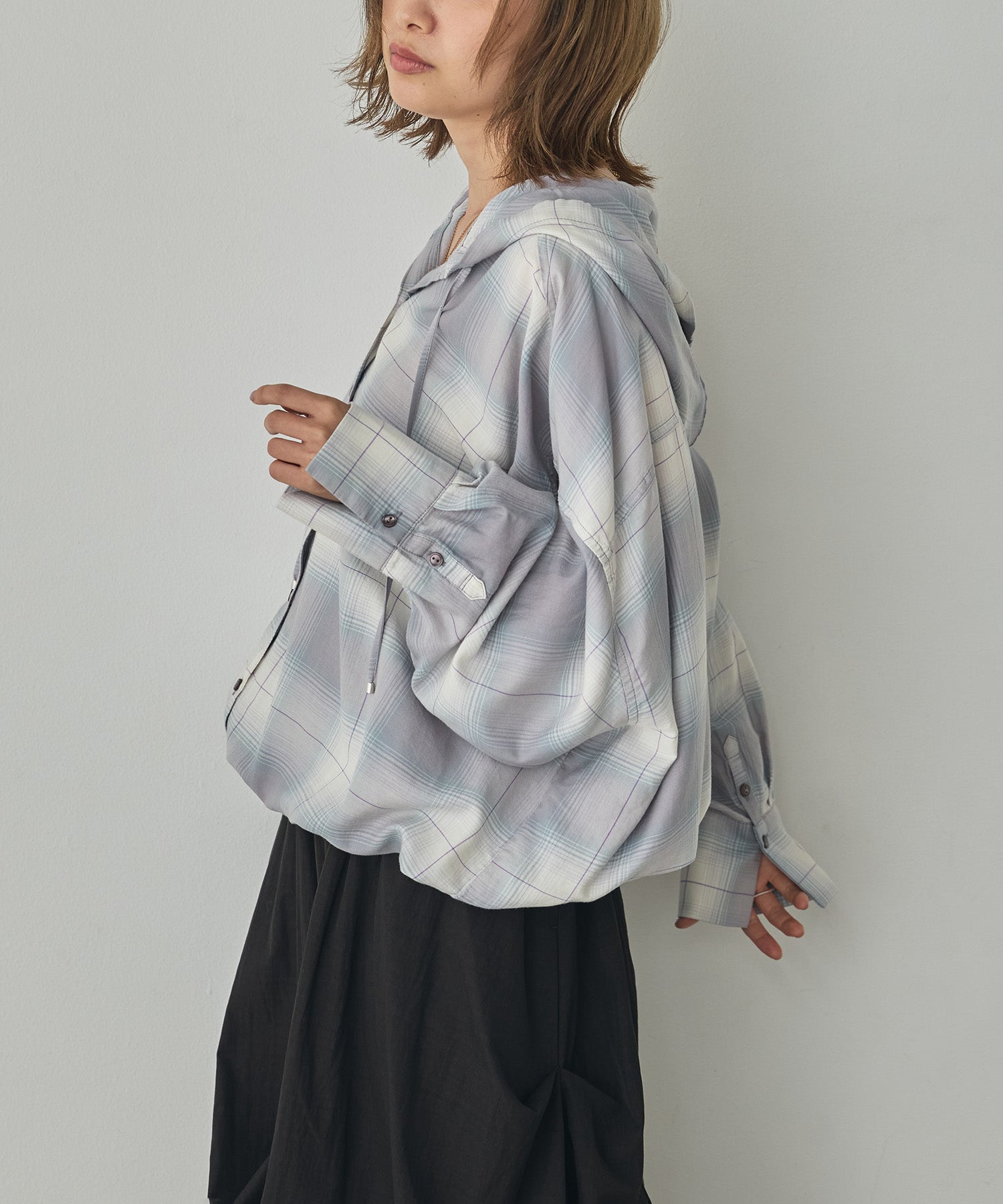 CHEQUERED HOODED SHIRT