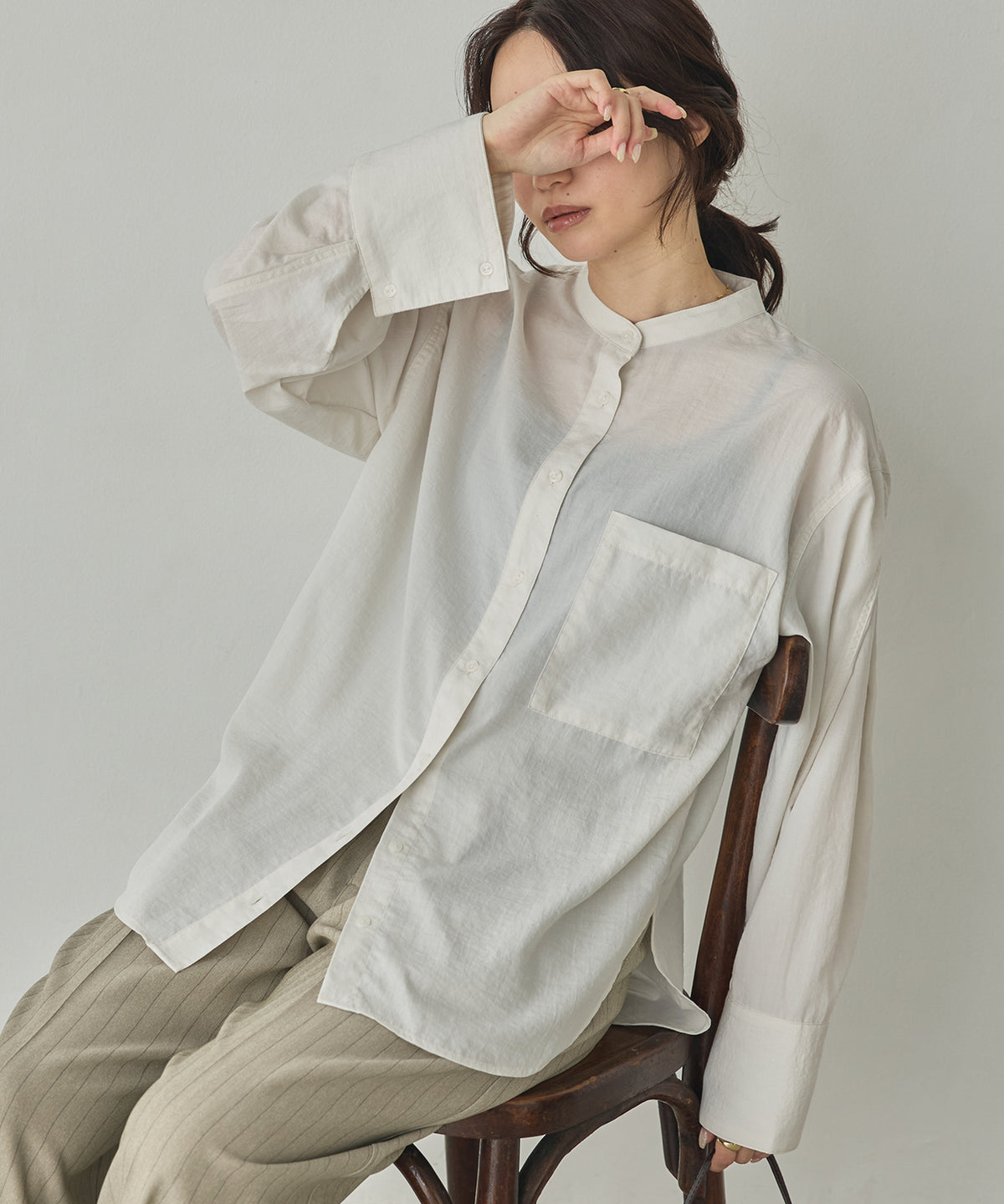 TUCK SLEEVE SHIRT