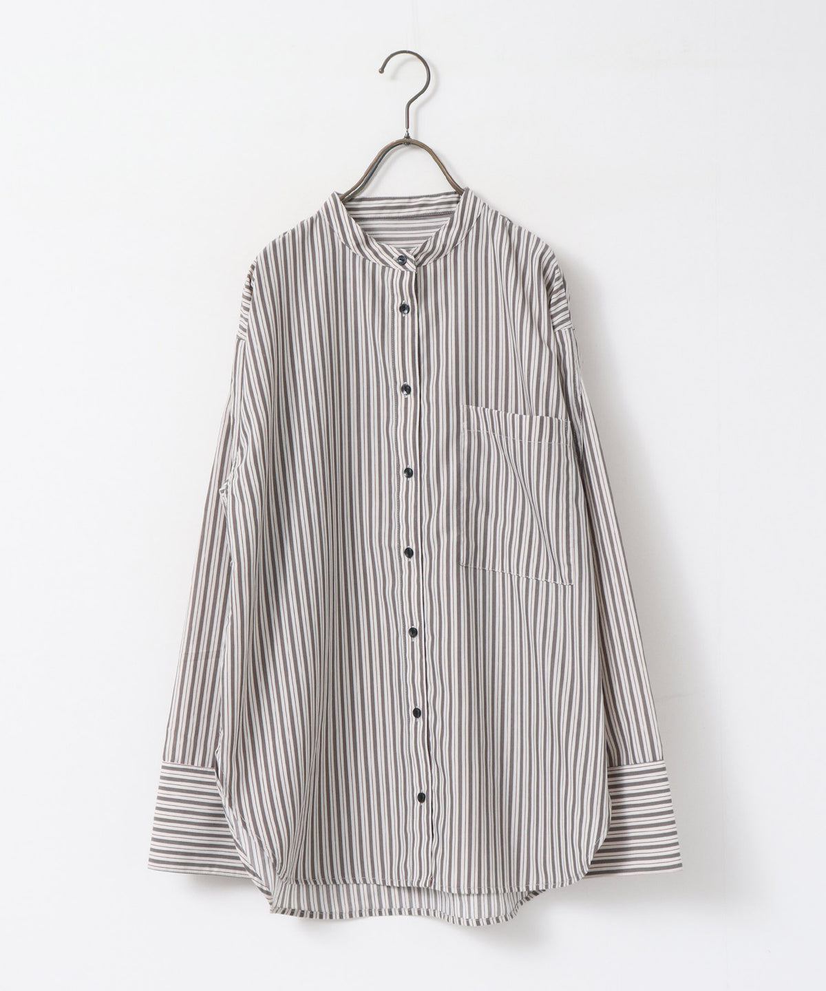 TUCK SLEEVE SHIRT