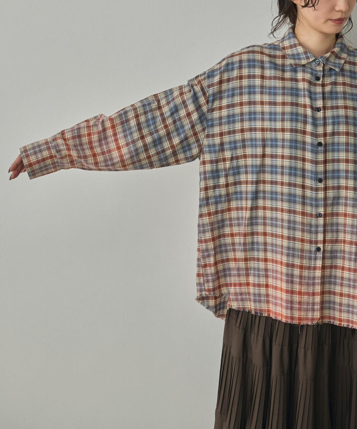 CHECKED GRADIENT SHIRT