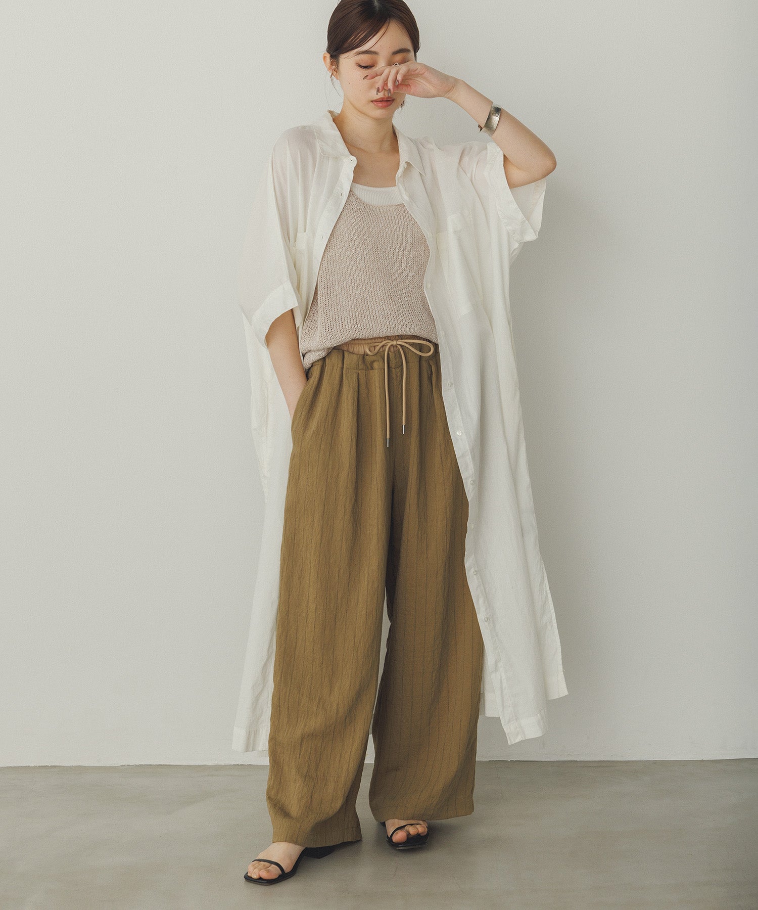 ドルマンシャツワンピース