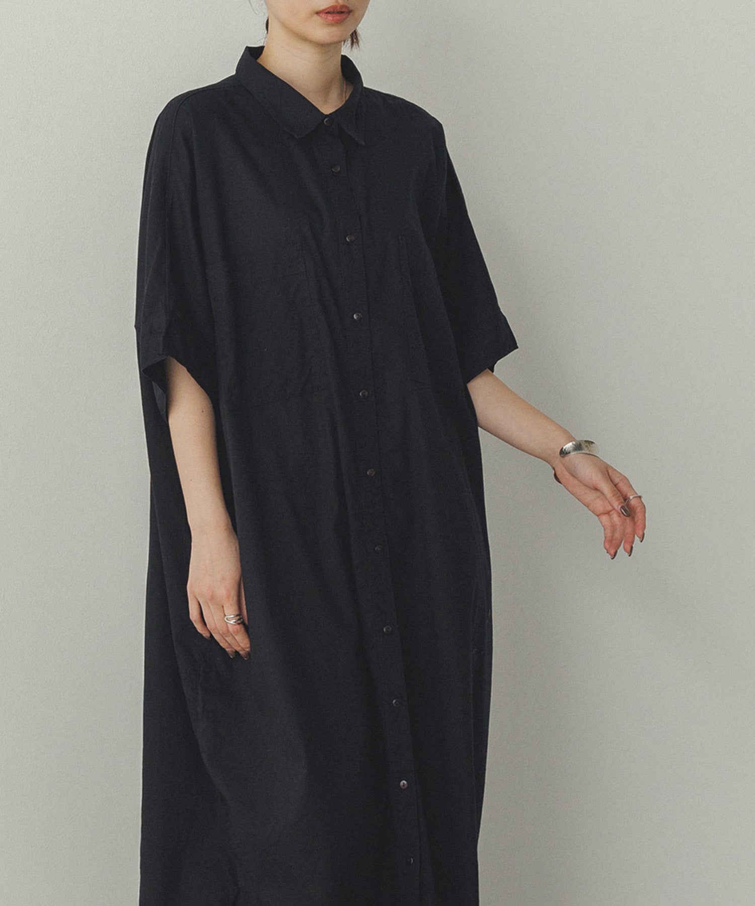 ドルマンシャツワンピース