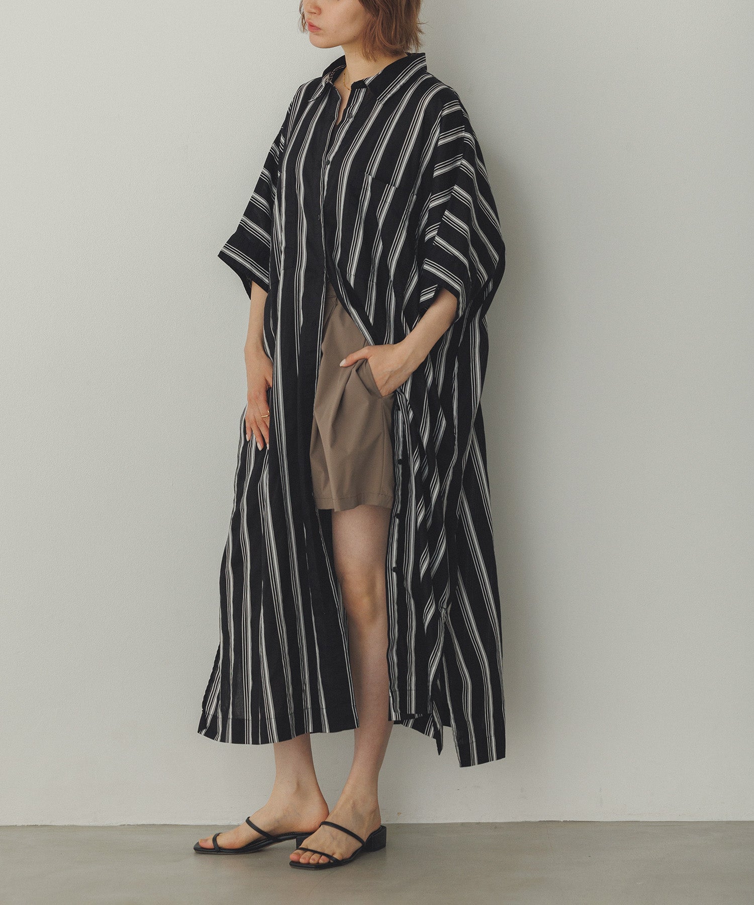 ドルマンシャツワンピース