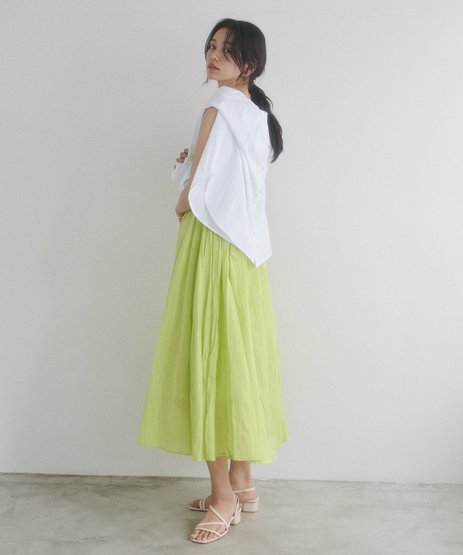 CRINKLE SLEEVELESS DRESS