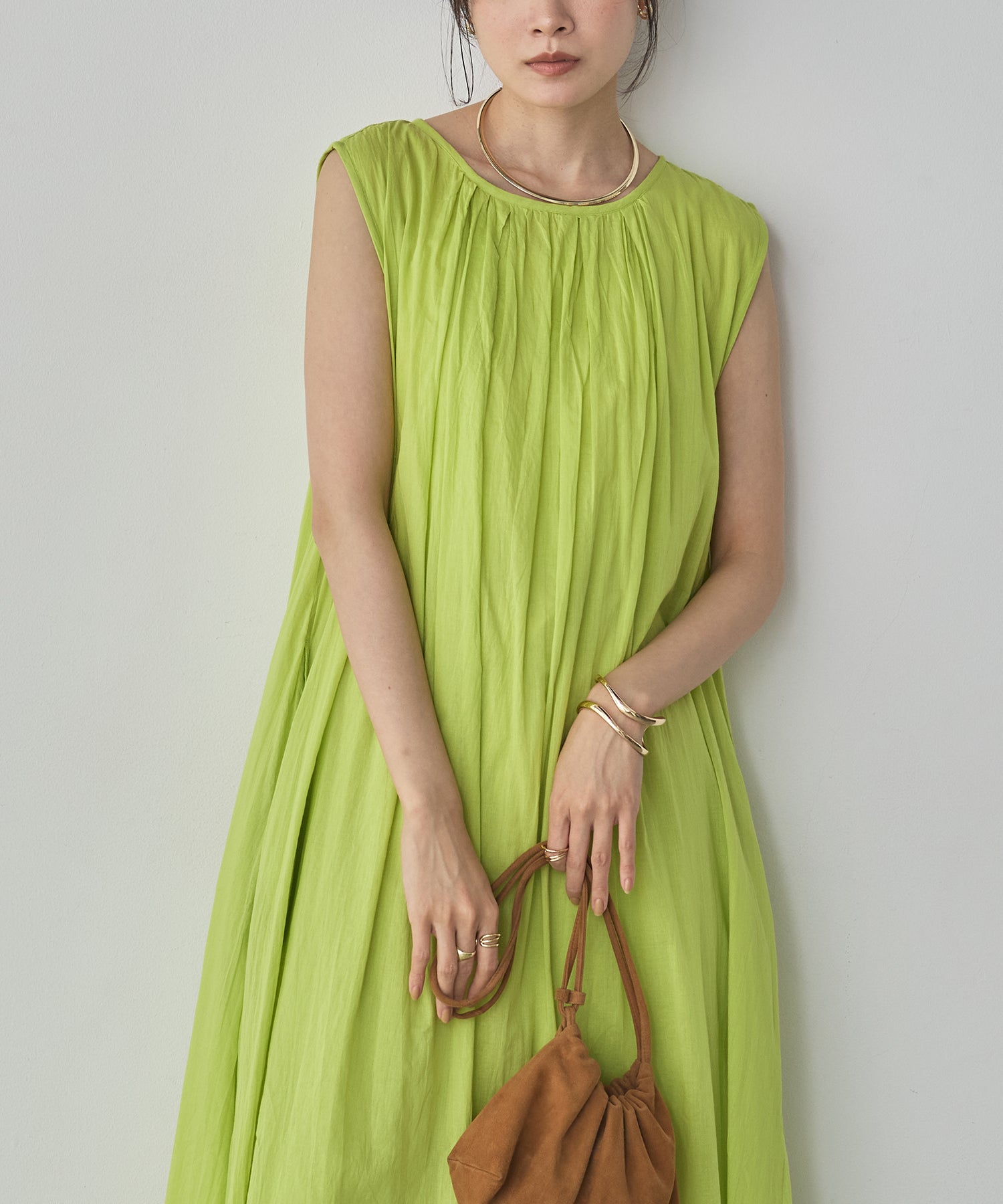 CRINKLE SLEEVELESS DRESS