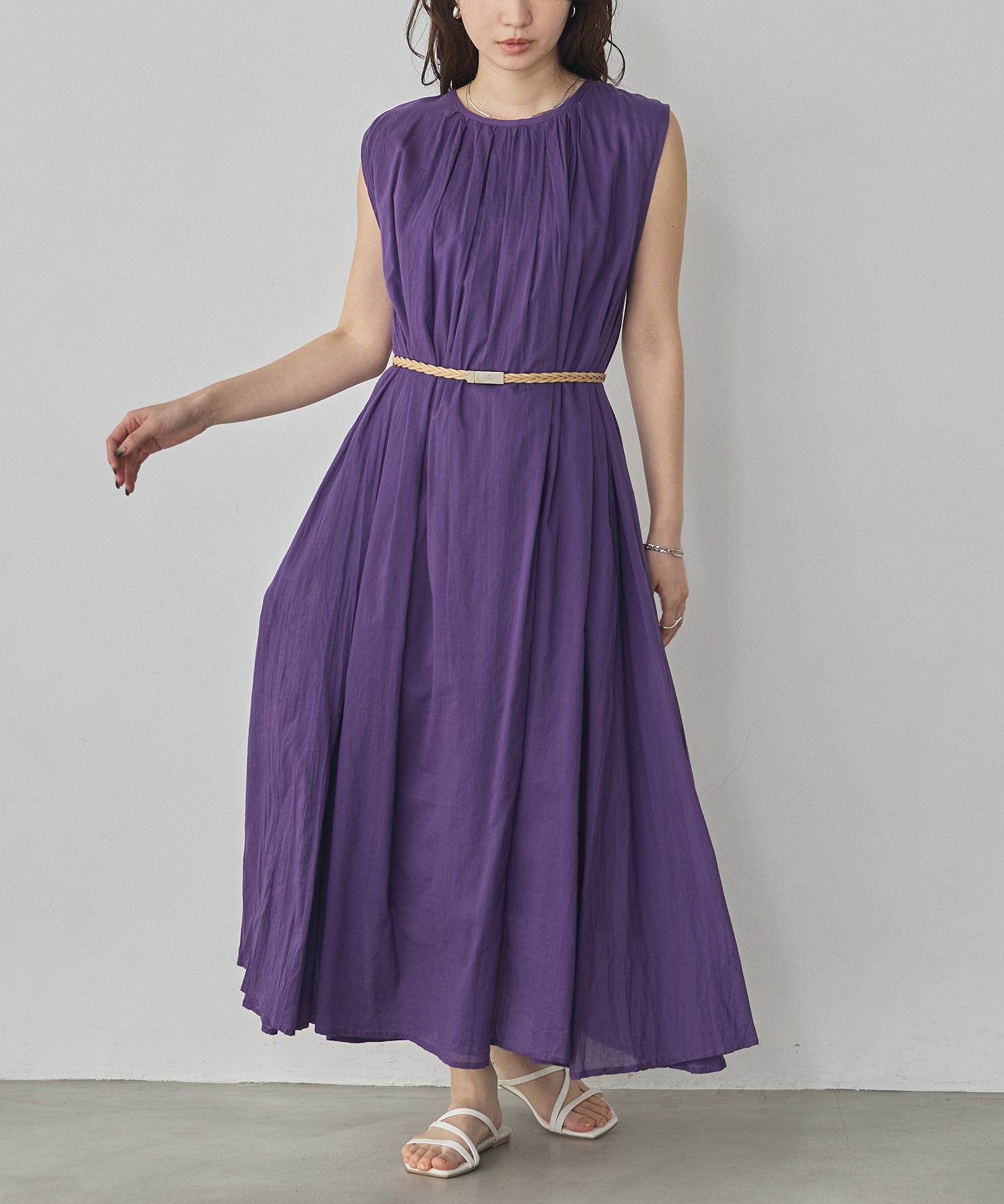 CRINKLE SLEEVELESS DRESS
