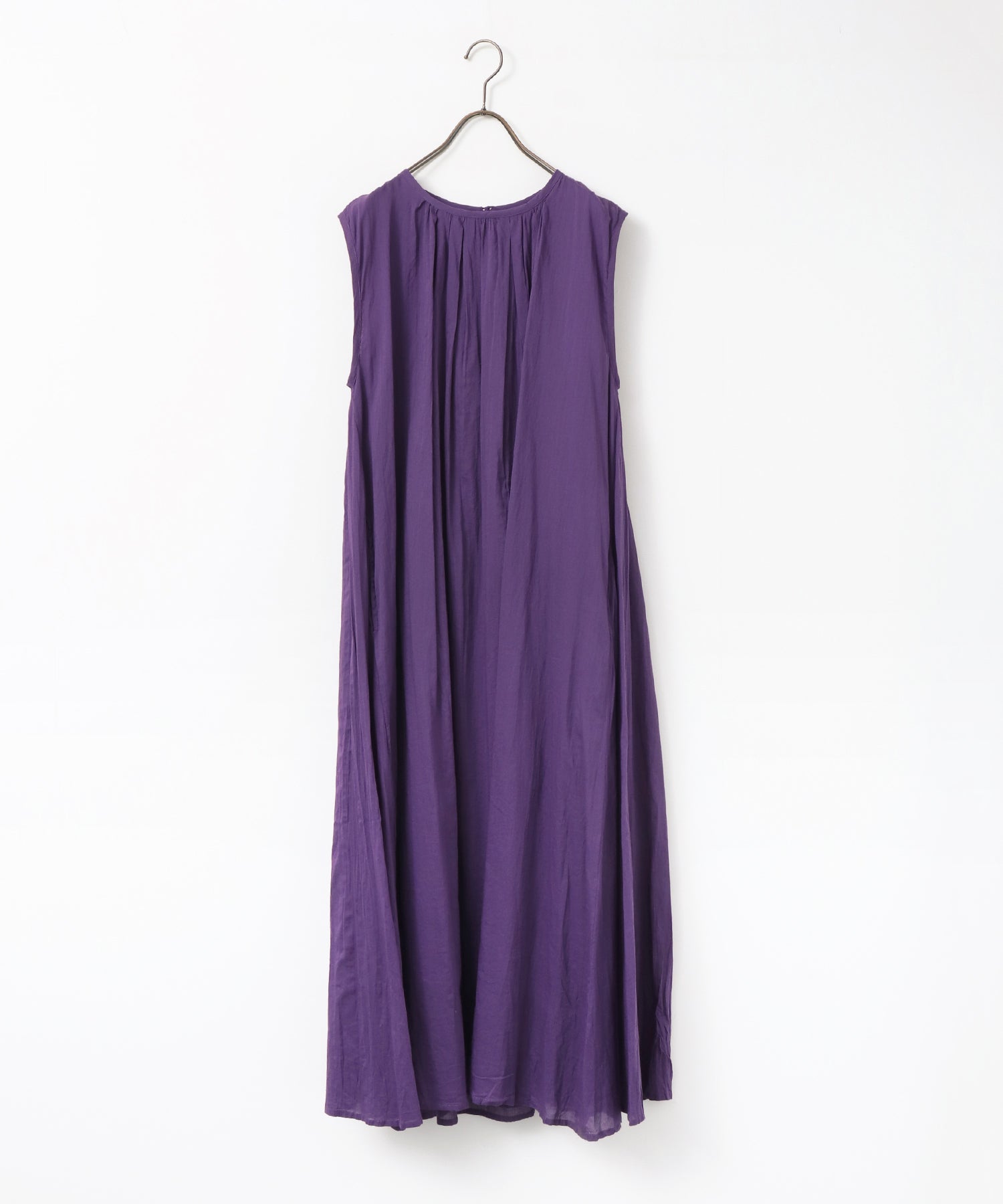 CRINKLE SLEEVELESS DRESS