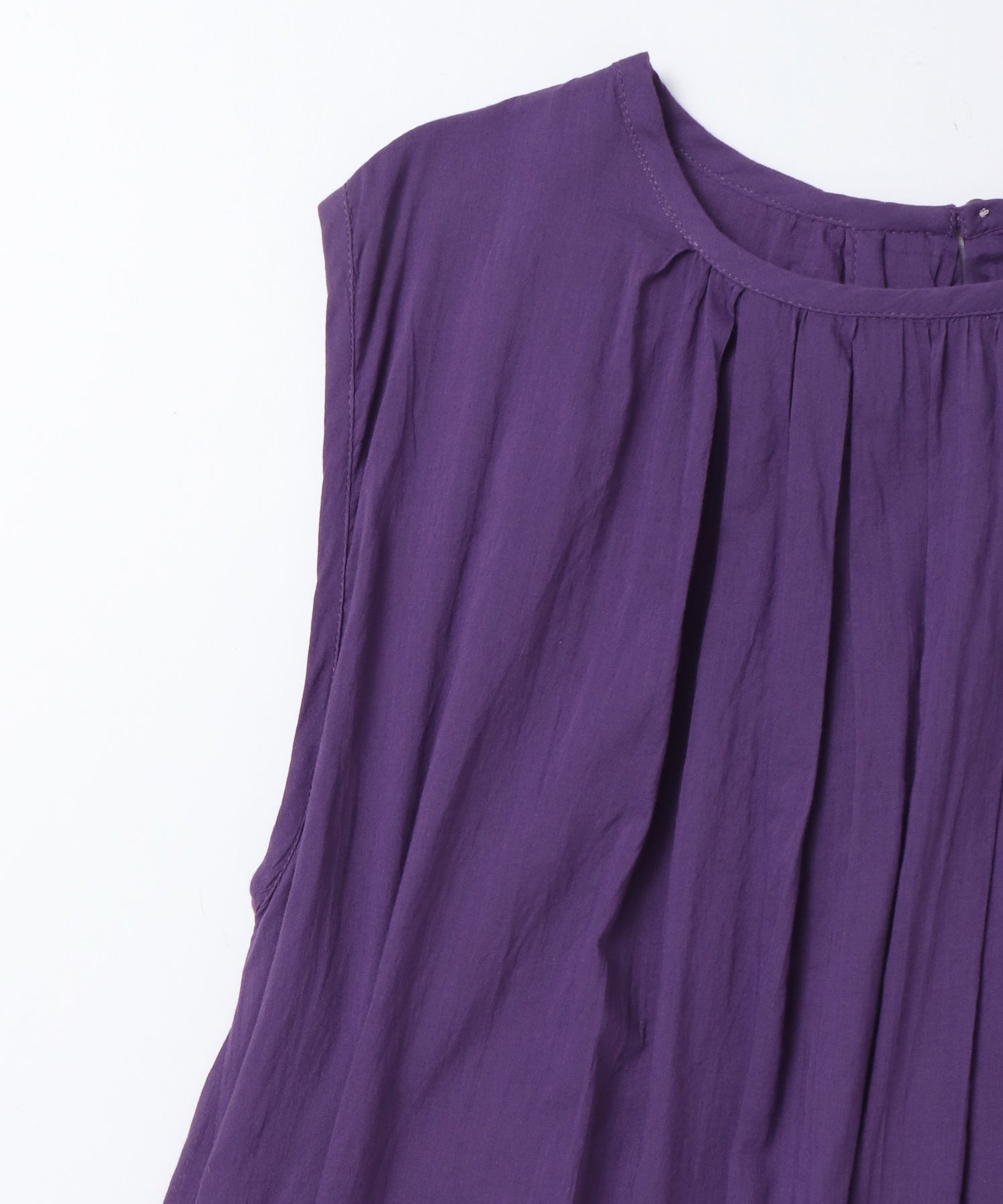 CRINKLE SLEEVELESS DRESS