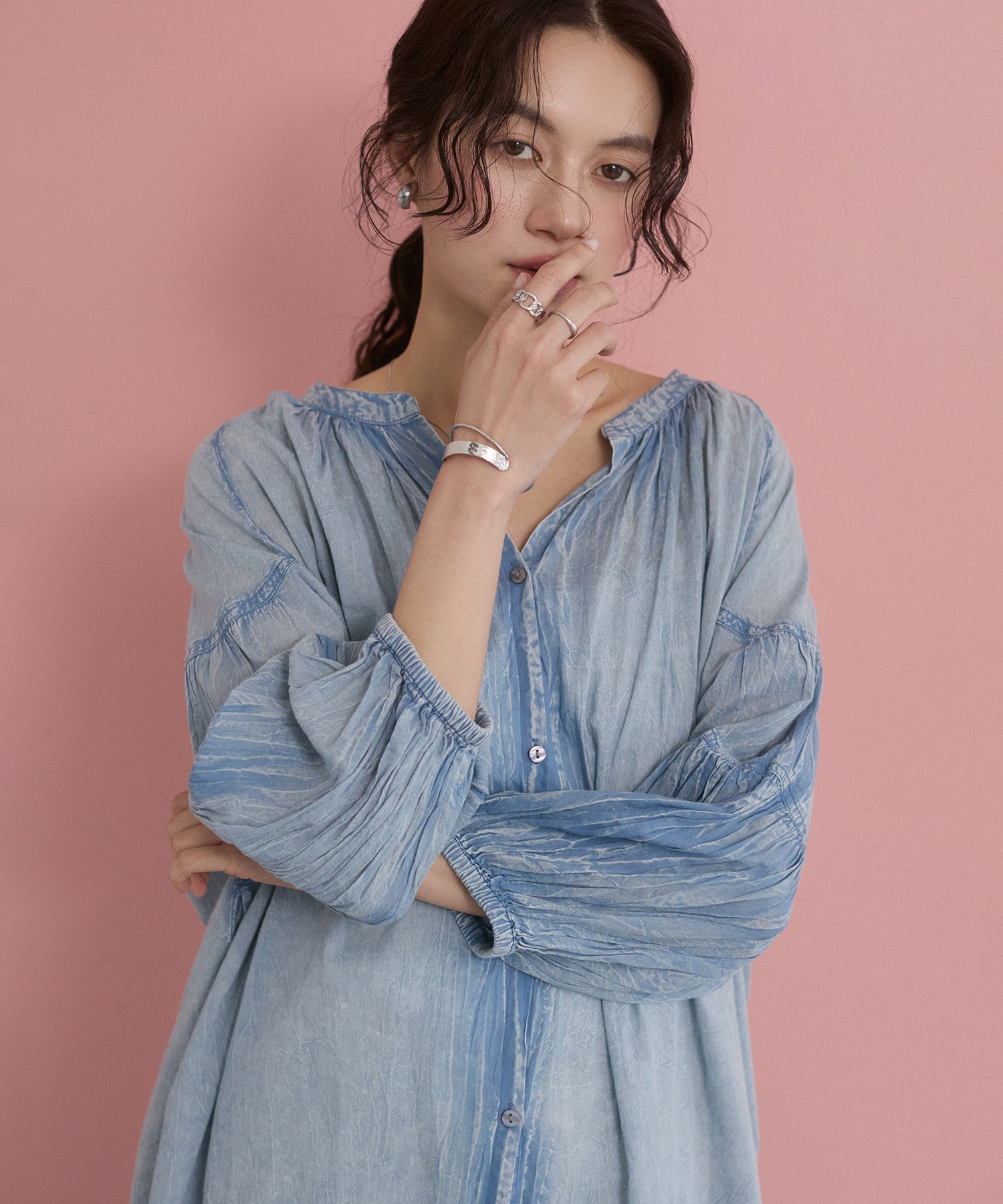 ACID-WASH GATHERED ONE-PIECE