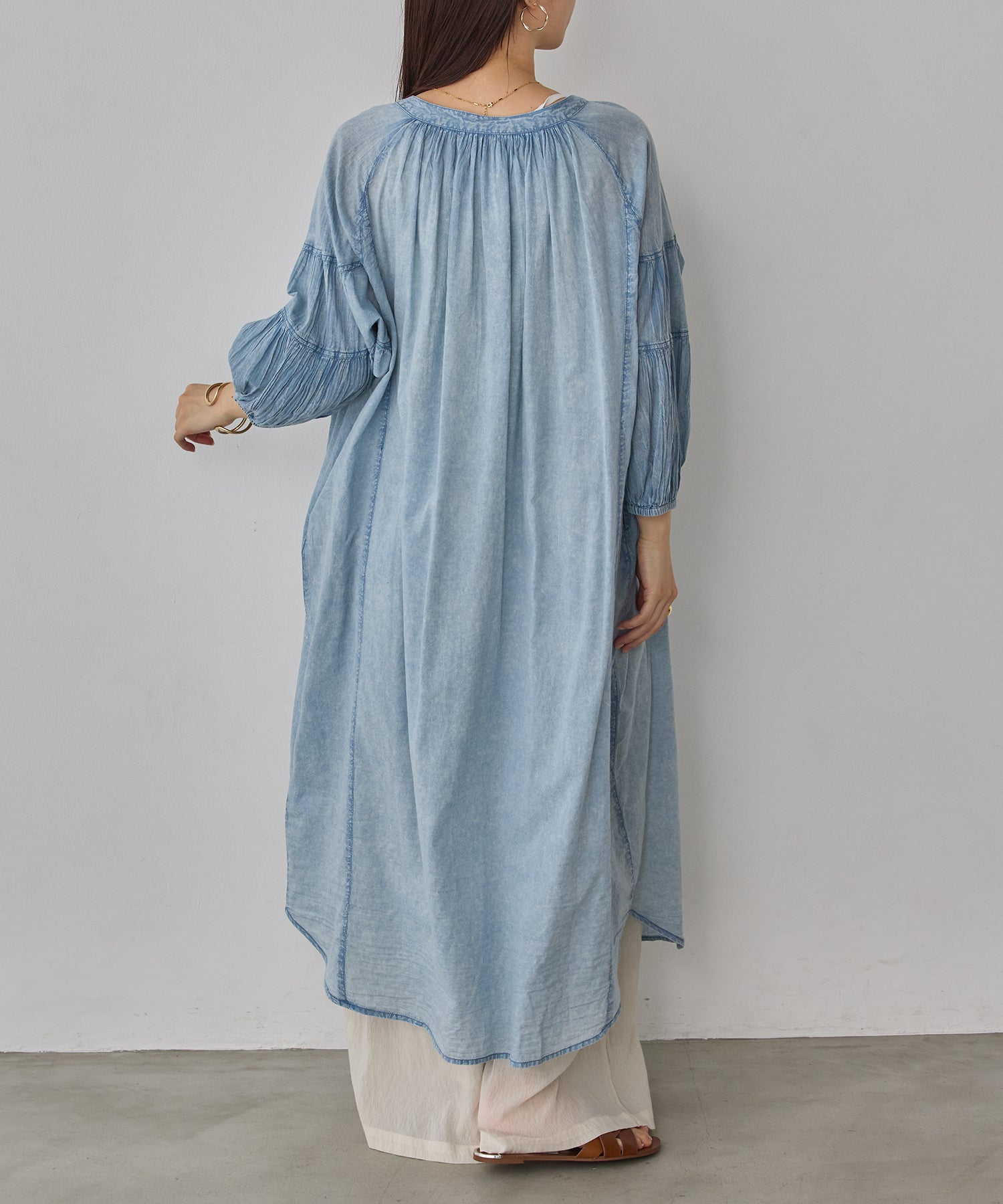 ACID-WASH GATHERED ONE-PIECE