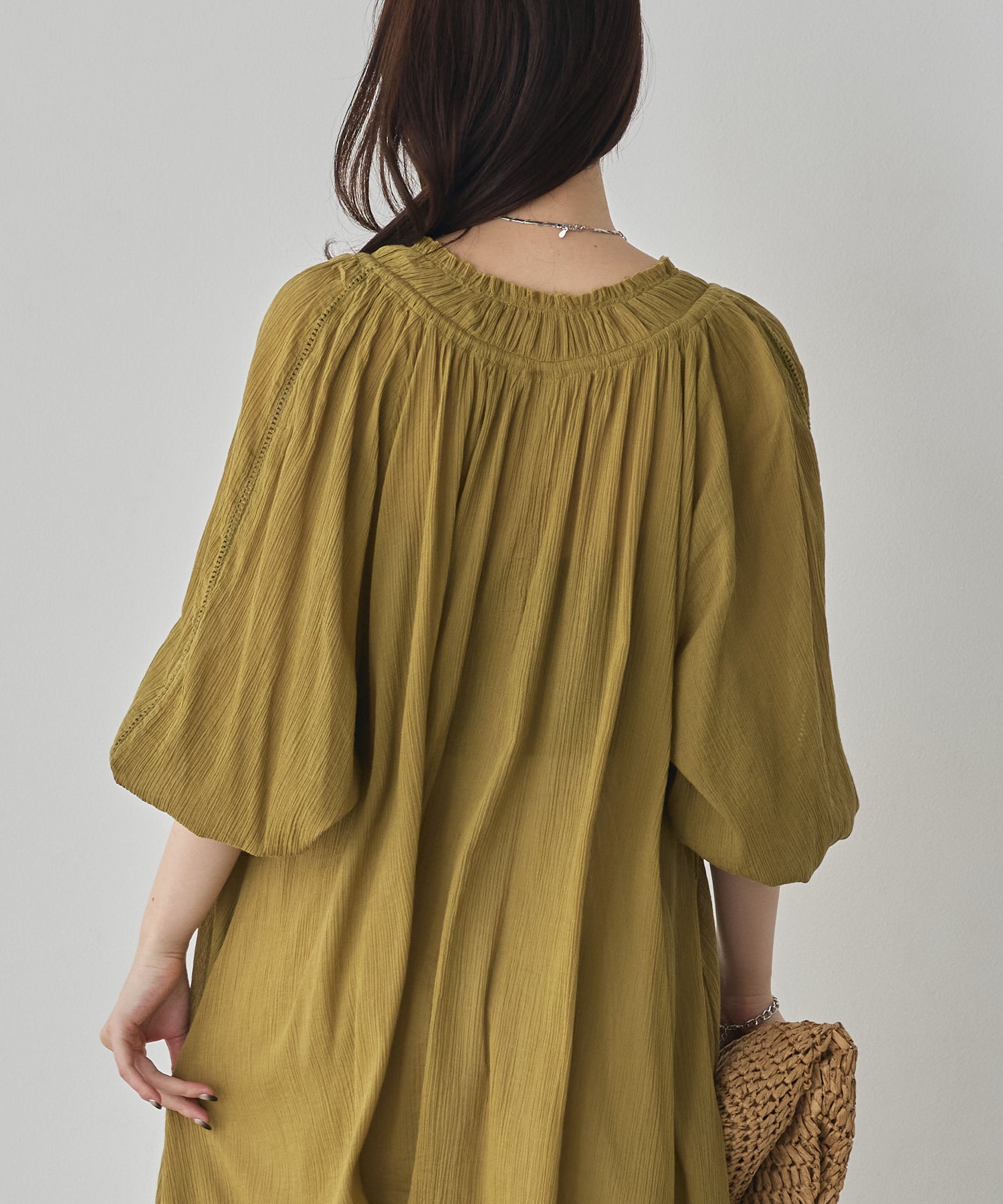 SKIPPER NECK GATHERED DRESS
