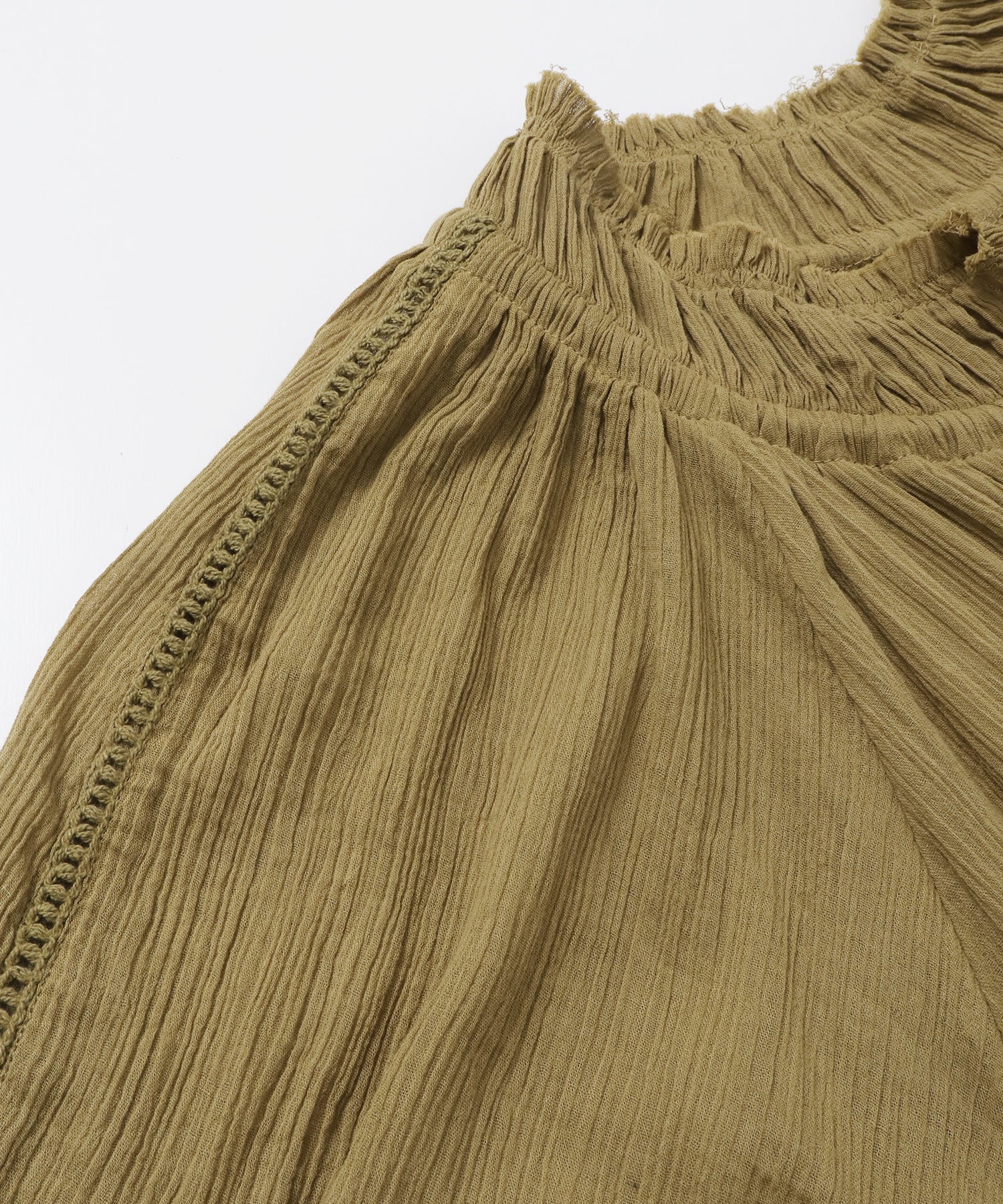 SKIPPER NECK GATHERED DRESS