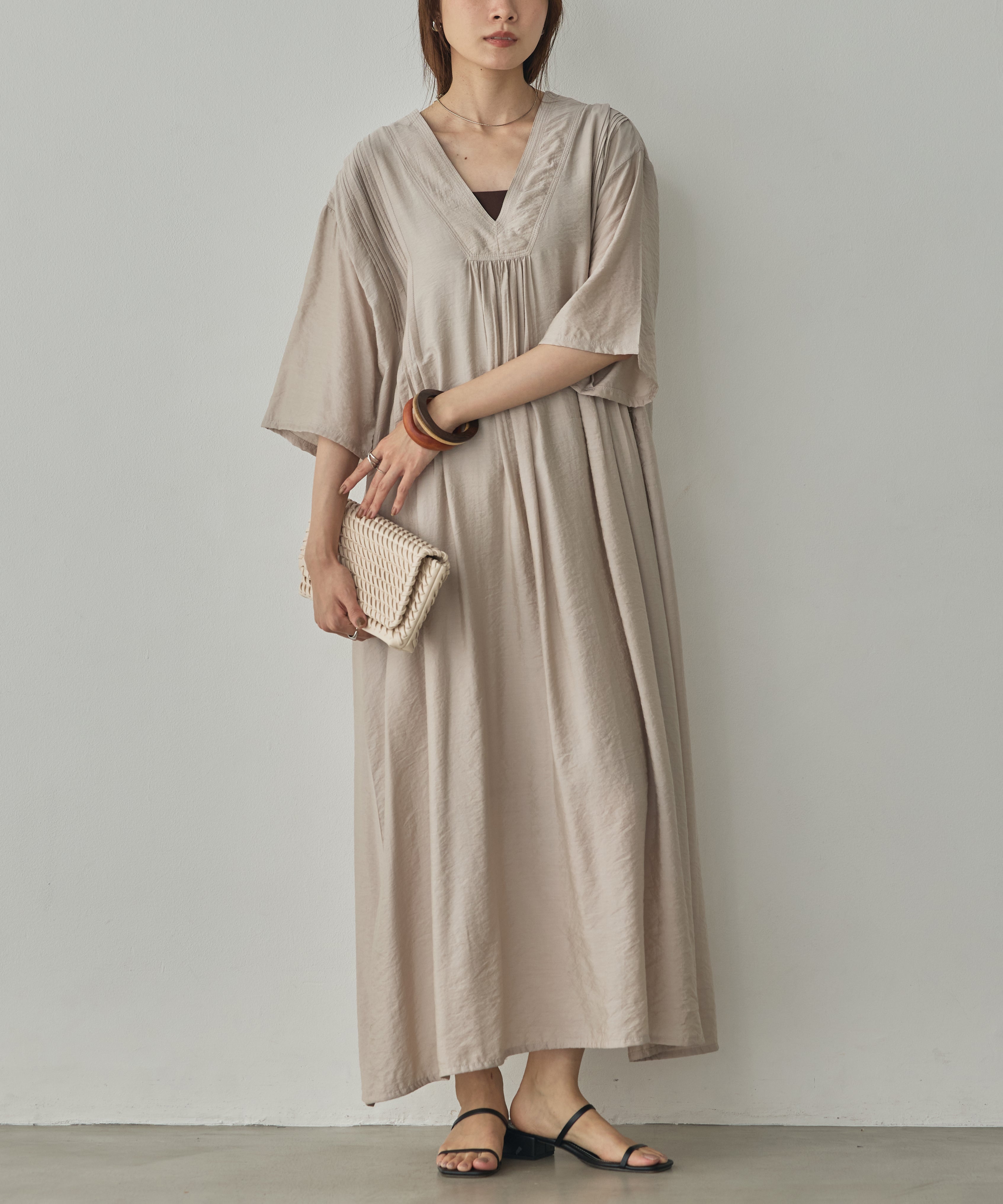 THREE-QUARTER SLEEVES KAFTAN-STYLE DRESS