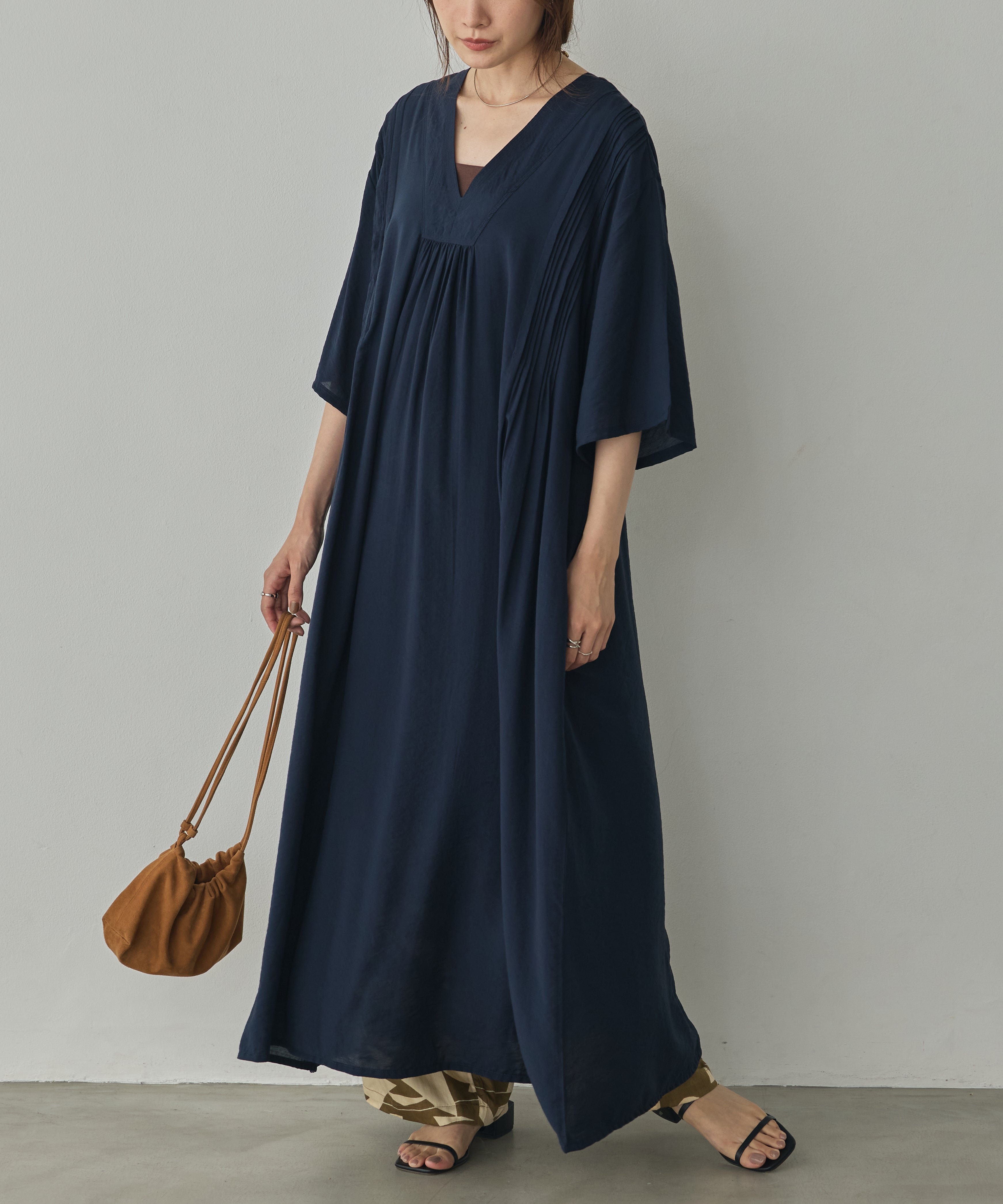 THREE-QUARTER SLEEVES KAFTAN-STYLE DRESS