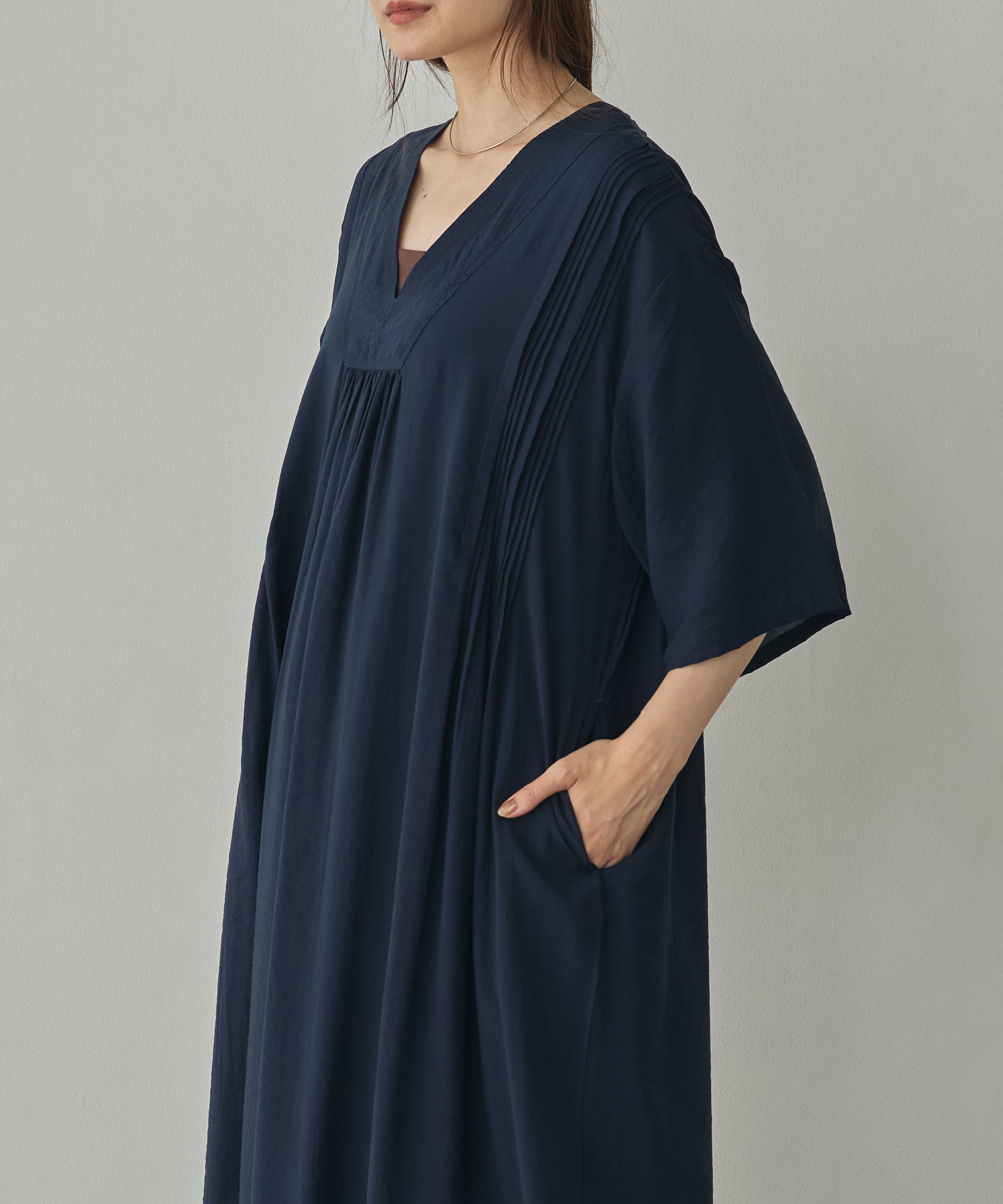 THREE-QUARTER SLEEVES KAFTAN-STYLE DRESS