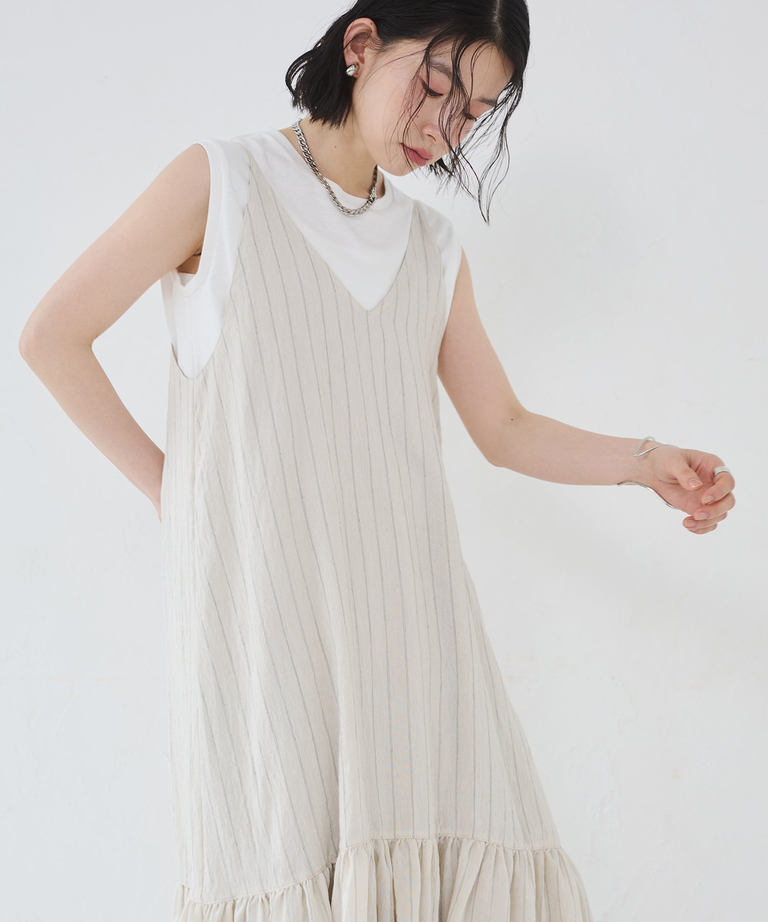 バックギャザー ストライプキャミワンピース