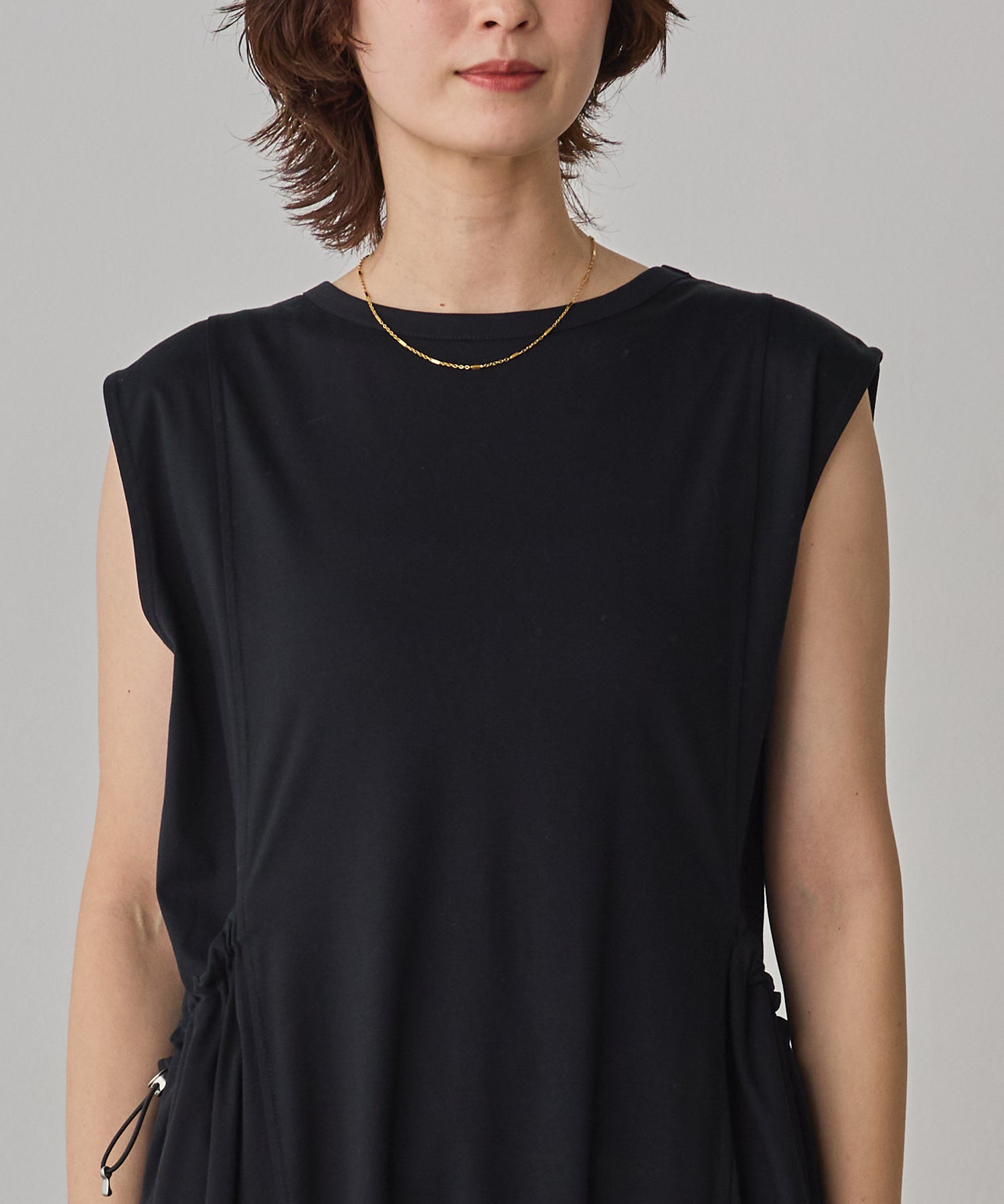 COMPACT SMOOTH DRAWSTRING DESIGN DRESS