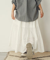 シフリー刺繍フレアスカート