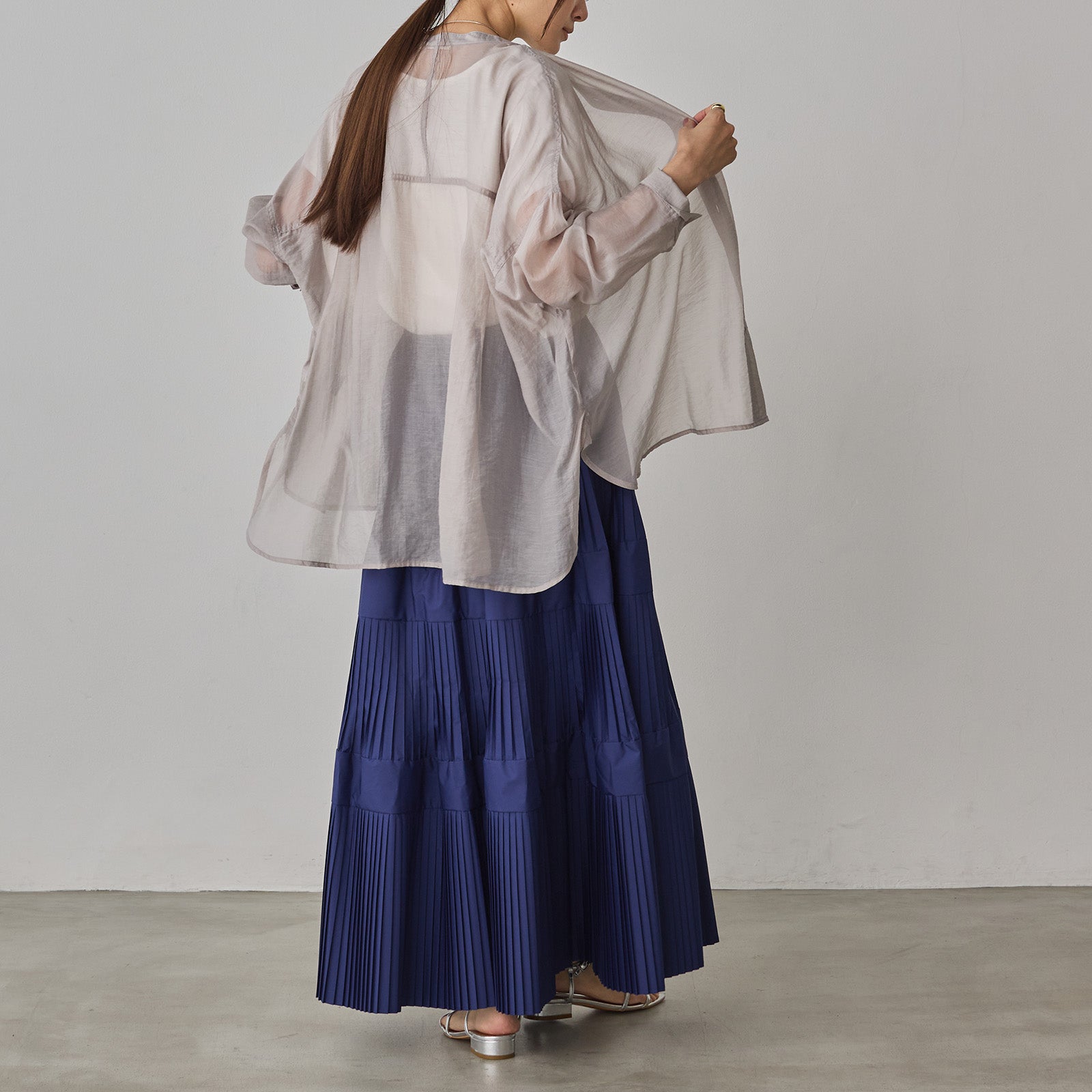 PLEATED TIERED SKIRT