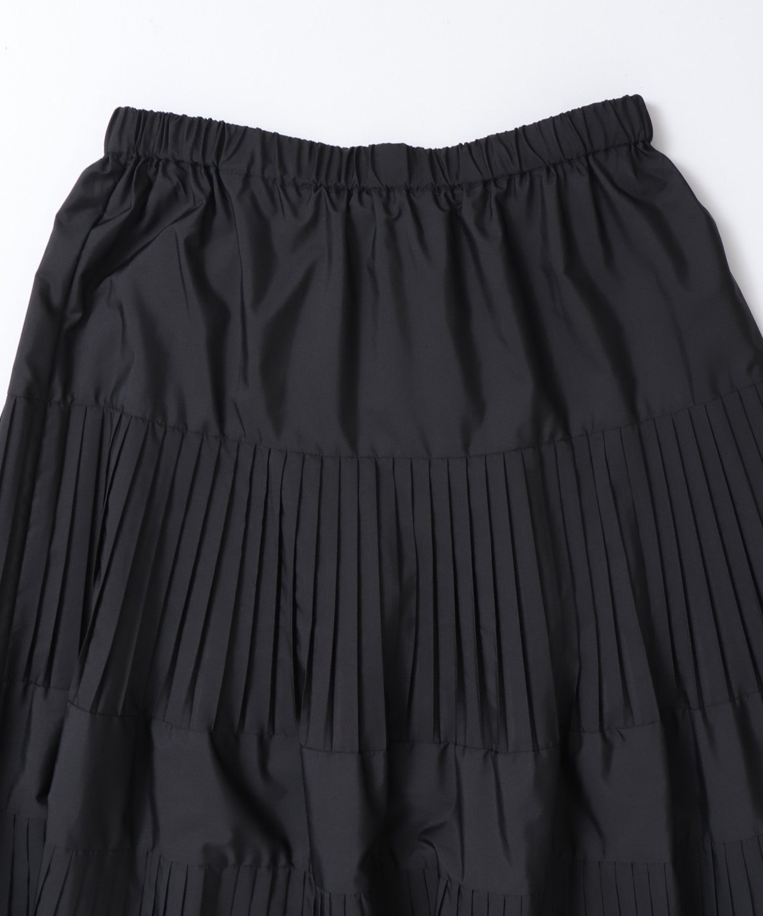 PLEATED TIERED SKIRT