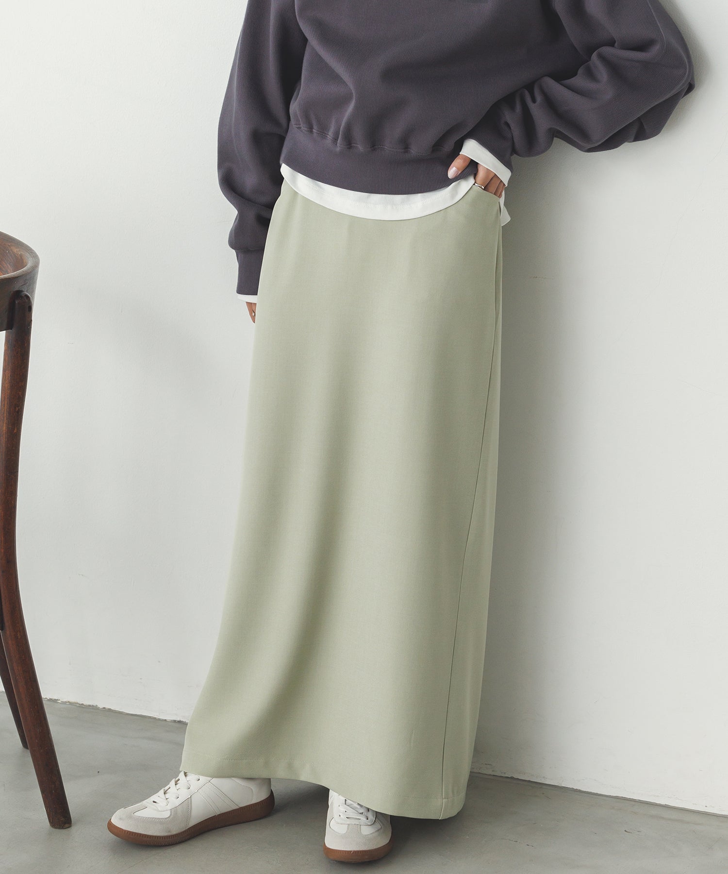 ストレッチポリツイル ナロースカート