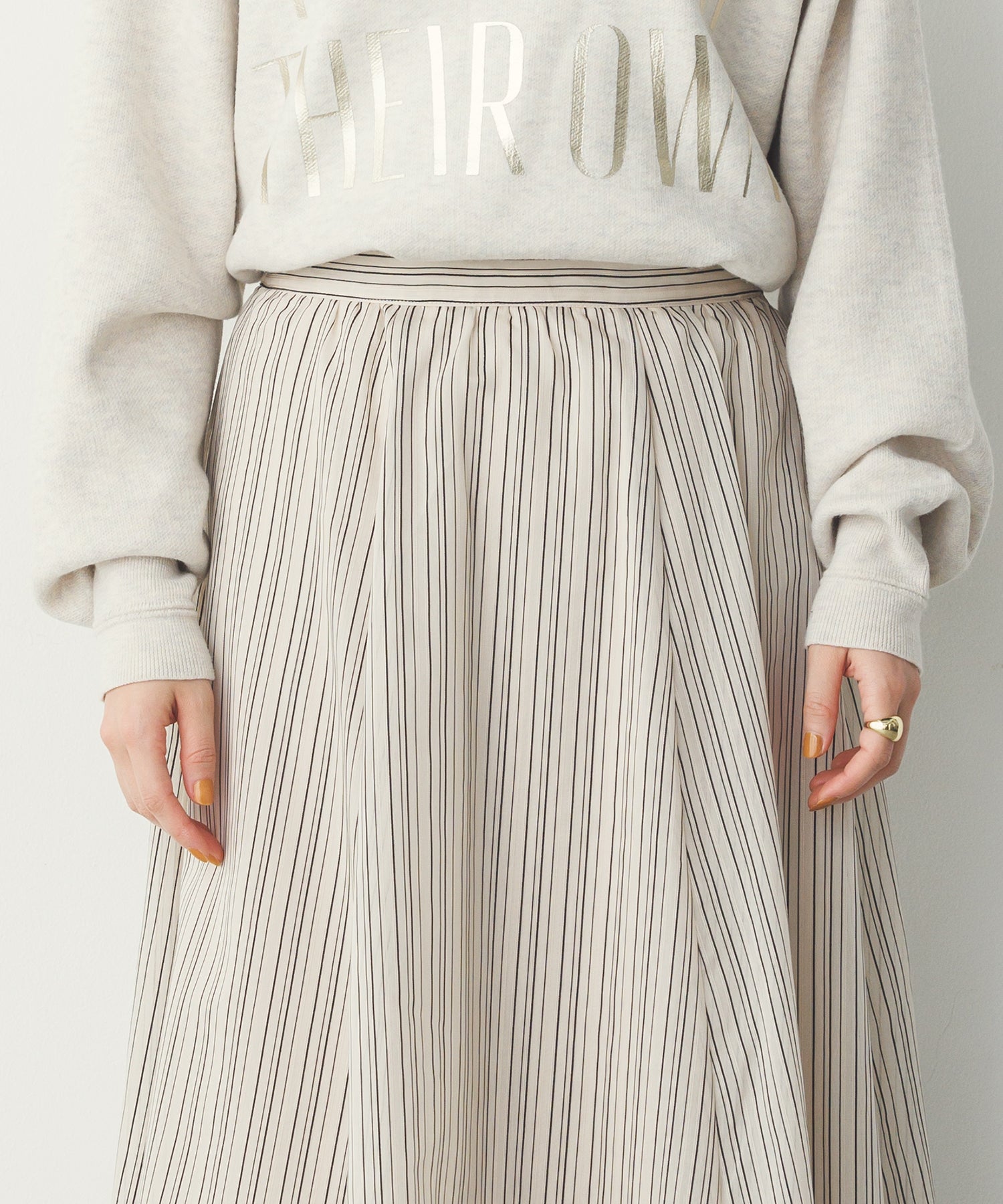 ドビーストライプ シアーフレアスカート