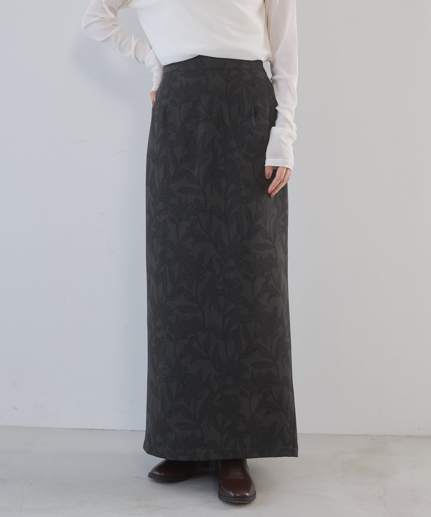 花柄プリント ナロースカート