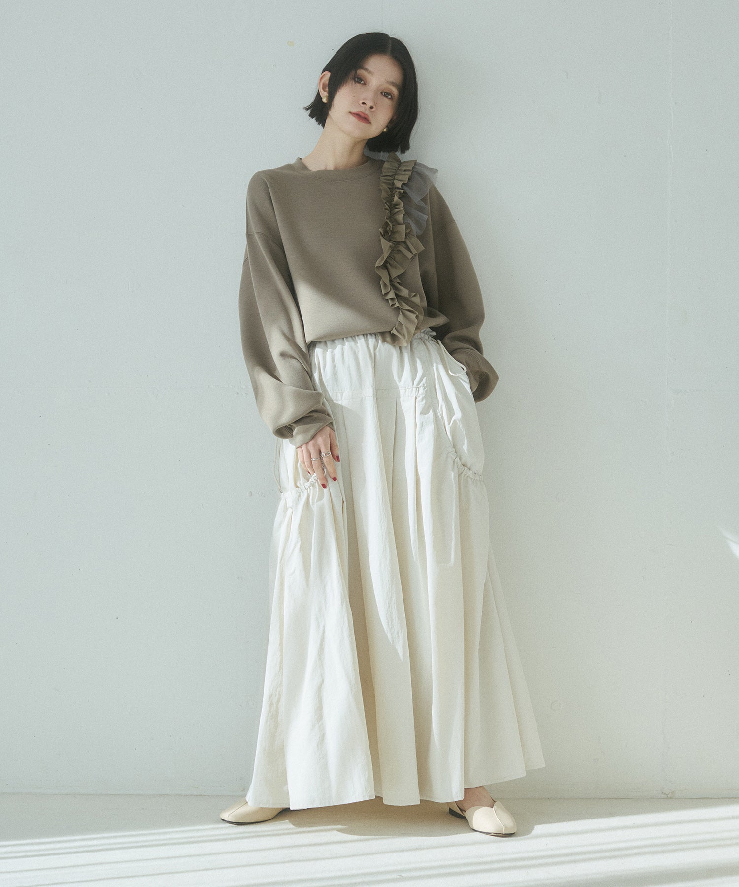 NYLON DESIGN FLARE SKIRT