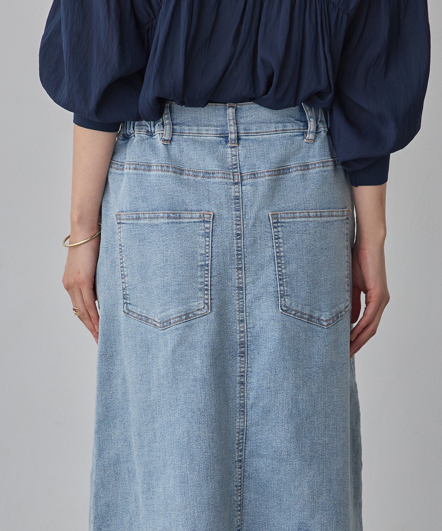 STRETCH DENIM NARROW SKIRT
