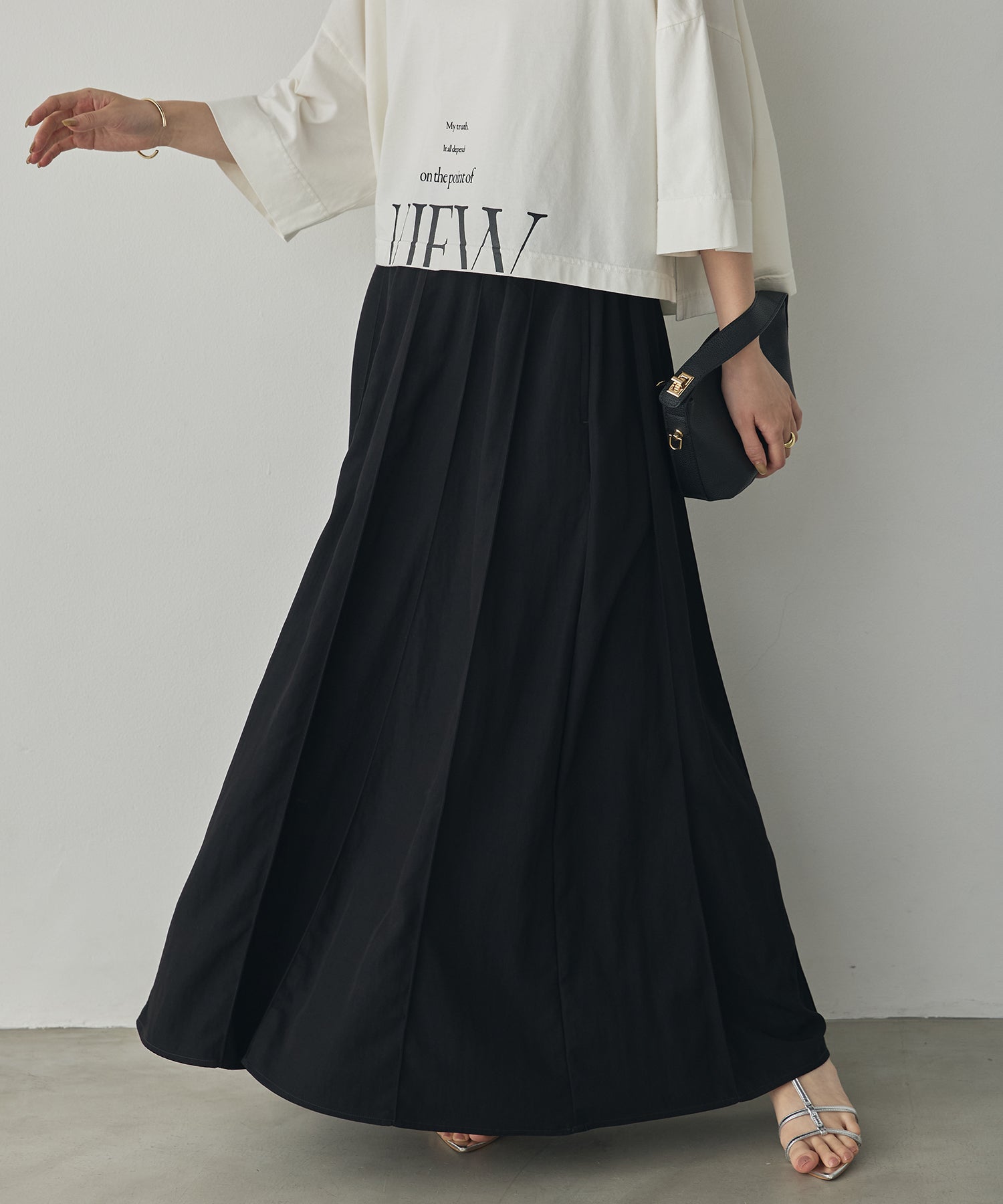 FLOWY PANEL SKIRT