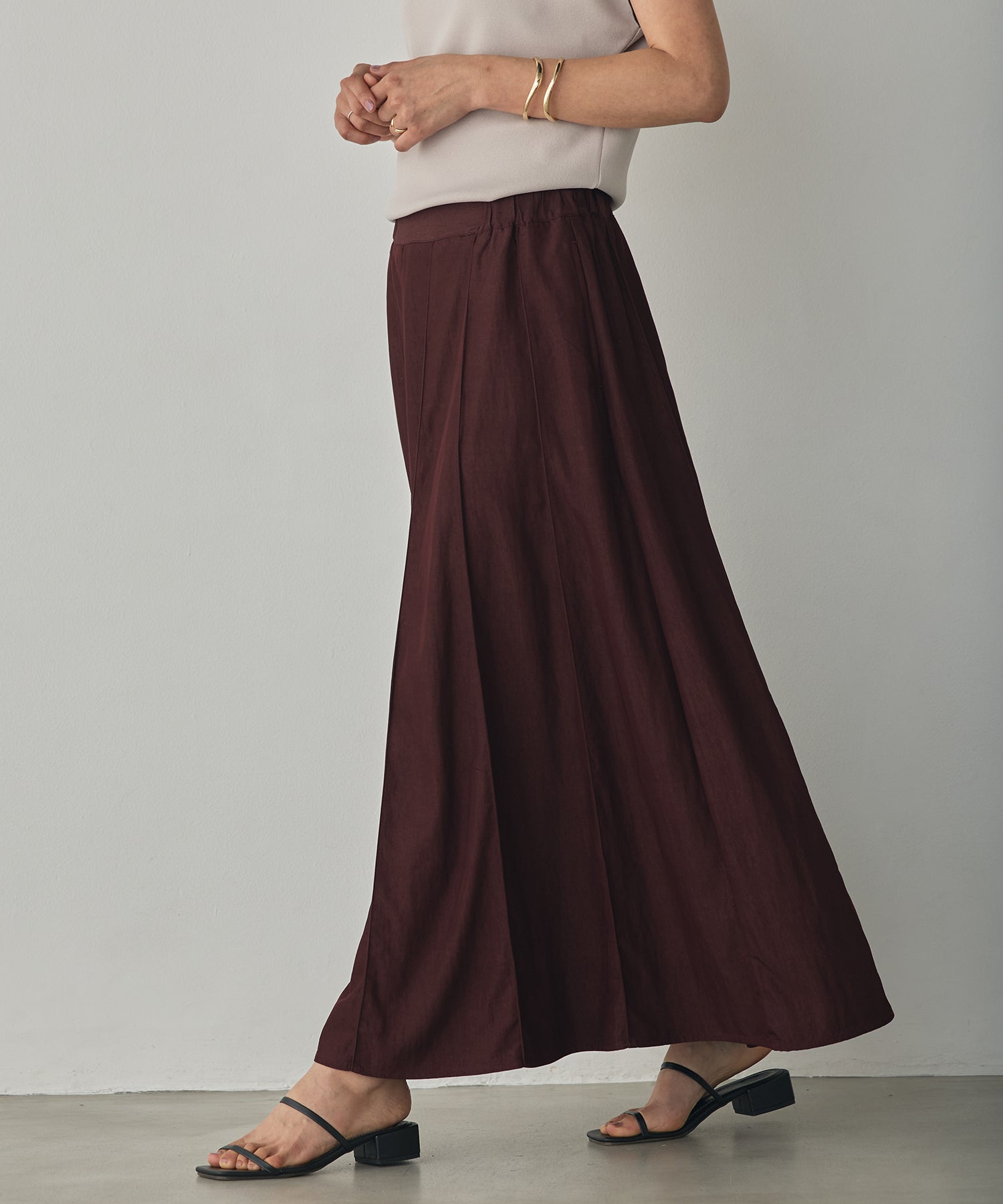 FLOWY PANEL SKIRT