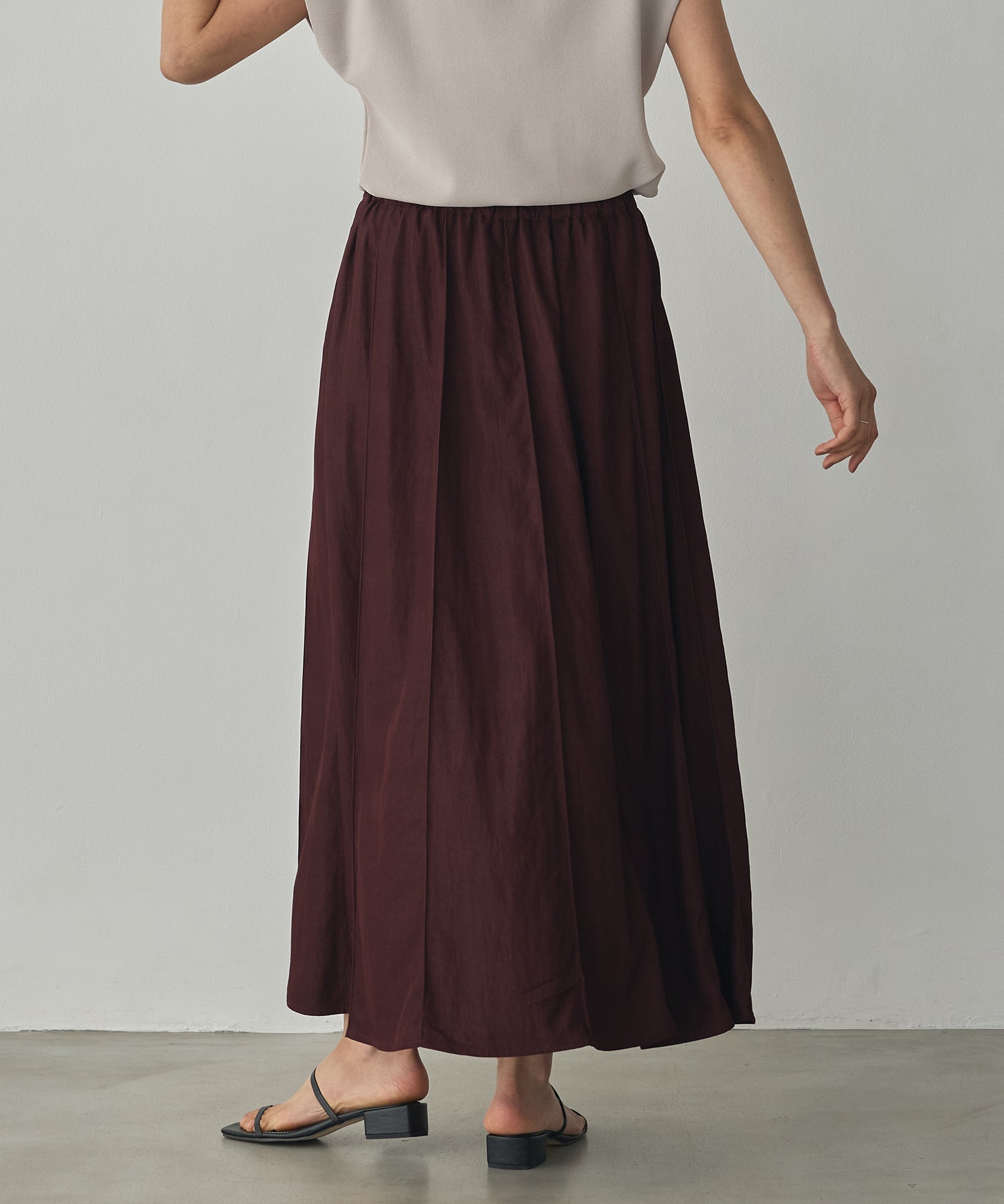 FLOWY PANEL SKIRT