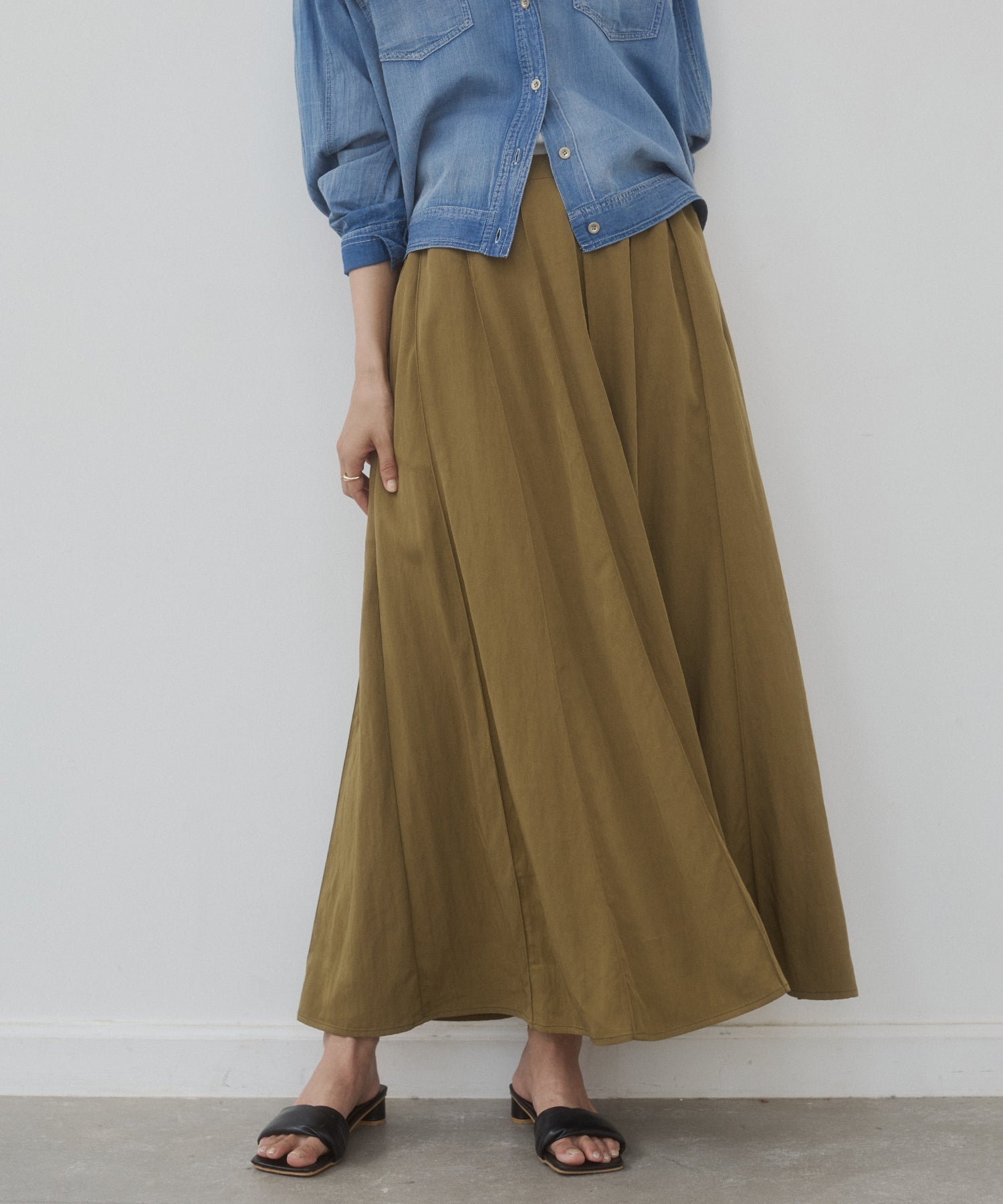 FLOWY PANEL SKIRT