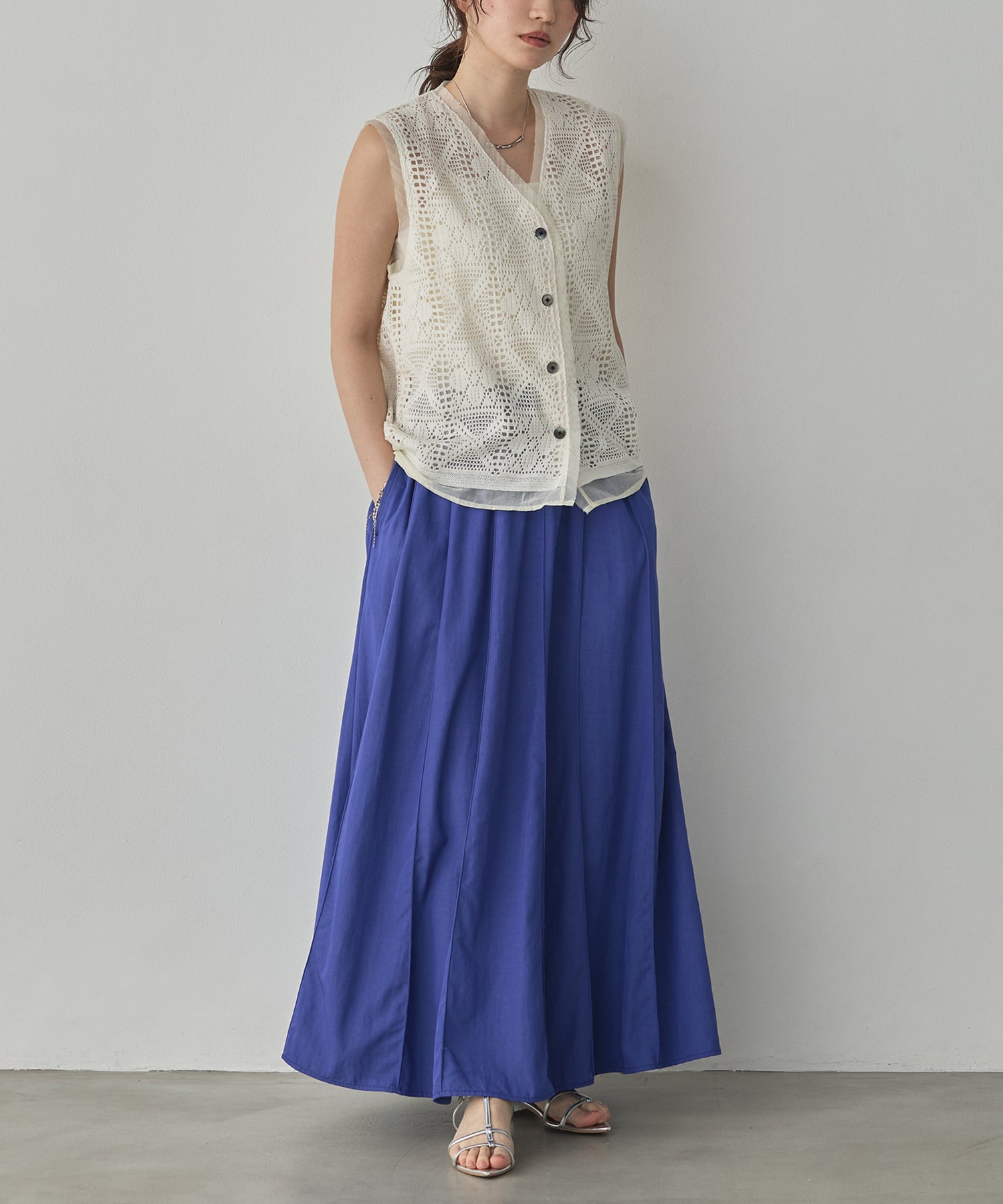 FLOWY PANEL SKIRT
