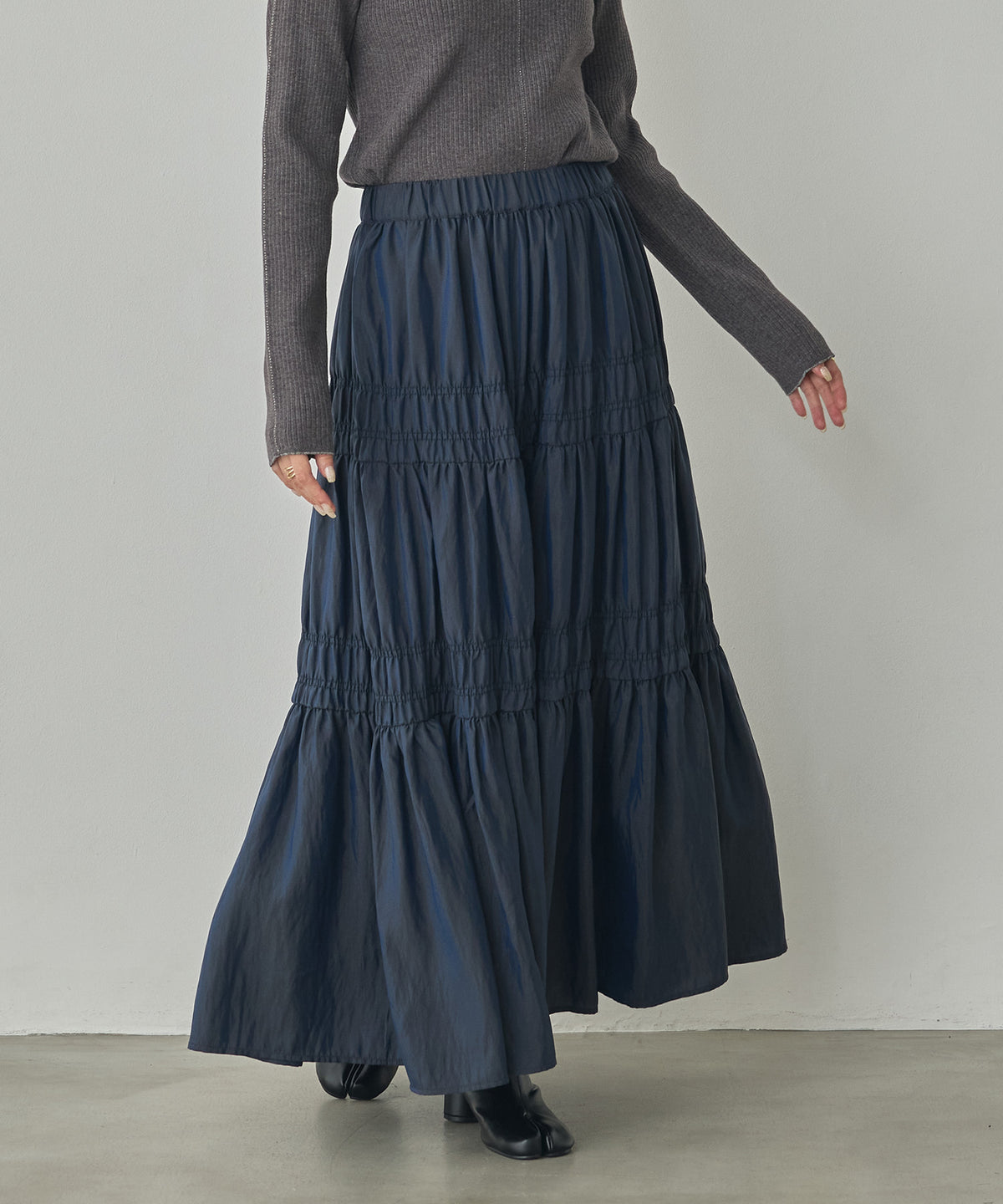 CHAMBRAY GATHERED SKIRT