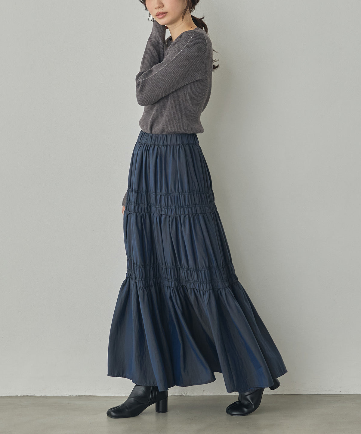 CHAMBRAY GATHERED SKIRT