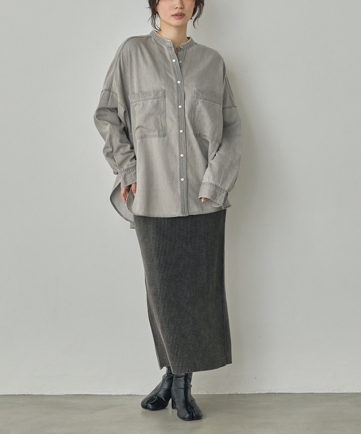 VINTAGE-STYLE FITTED SKIRT